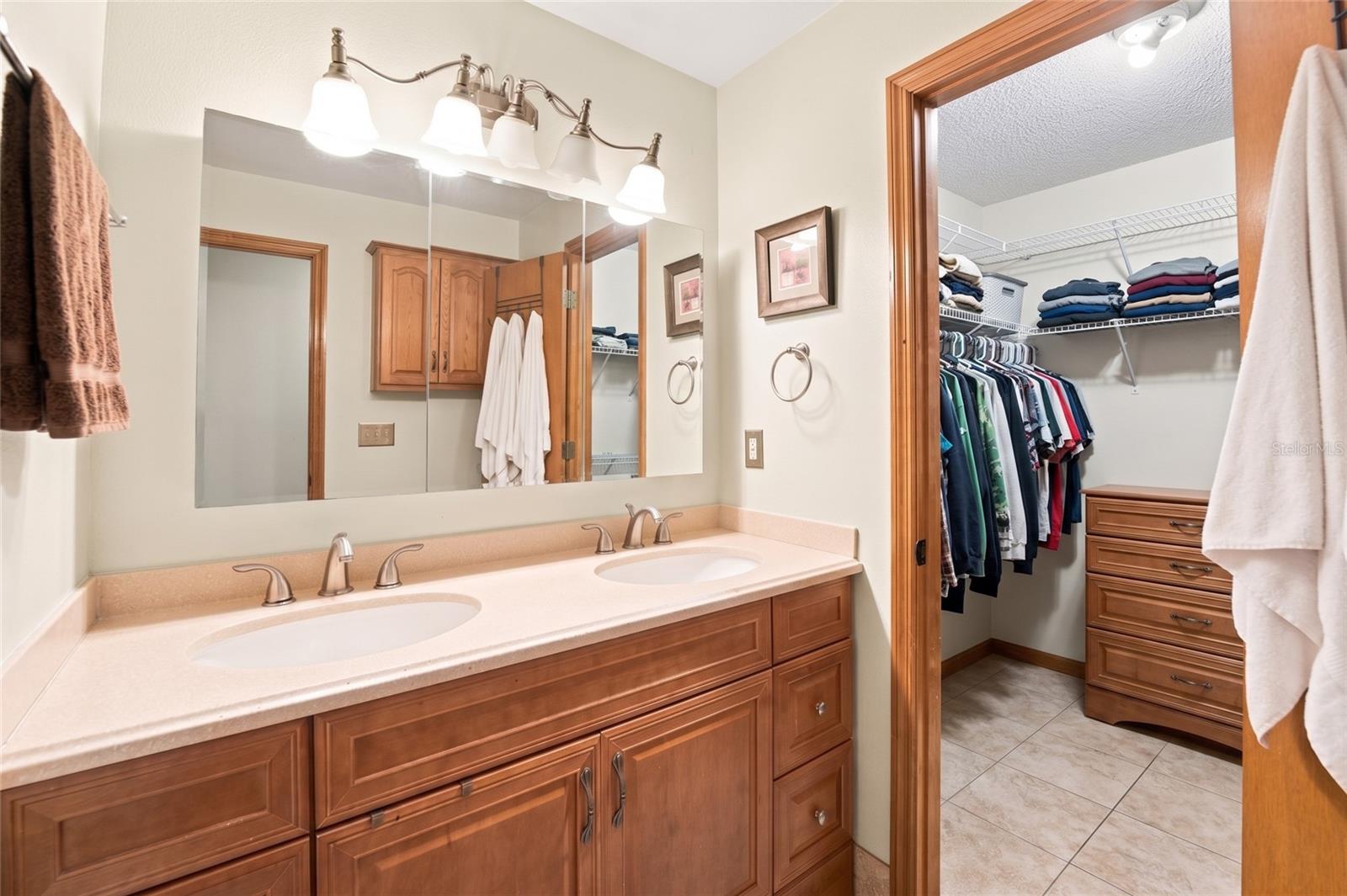 5552 Flint Rd Property Photo 10