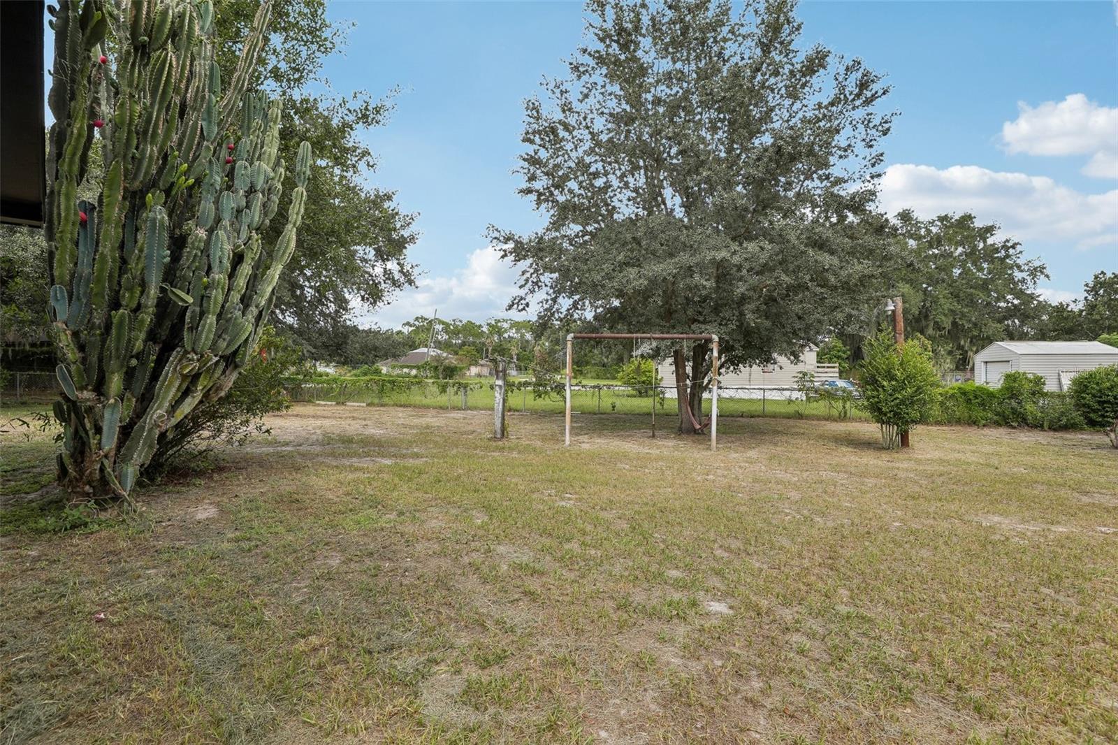 2923 Dudley Dr Property Photo 40
