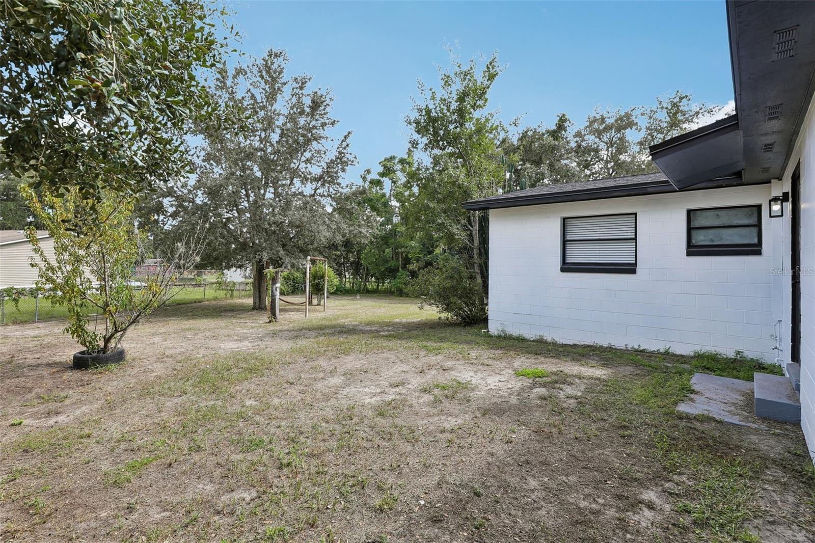 2923 Dudley Dr Property Photo 41