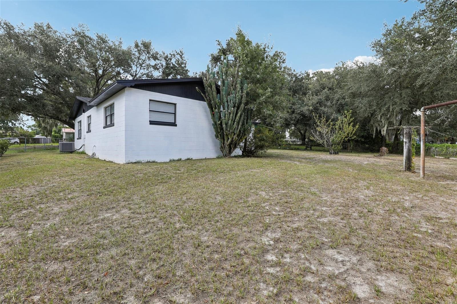 2923 Dudley Dr Property Photo 43
