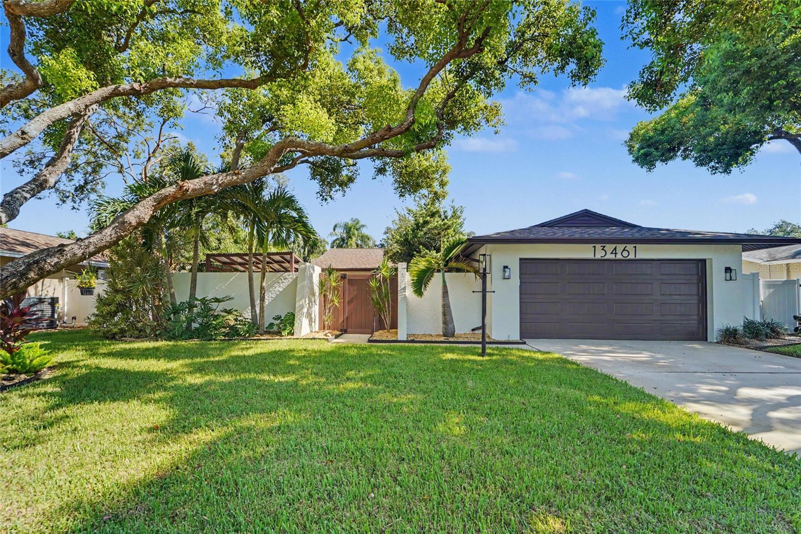 13461 DEL PRADO DR S Property Photo 1