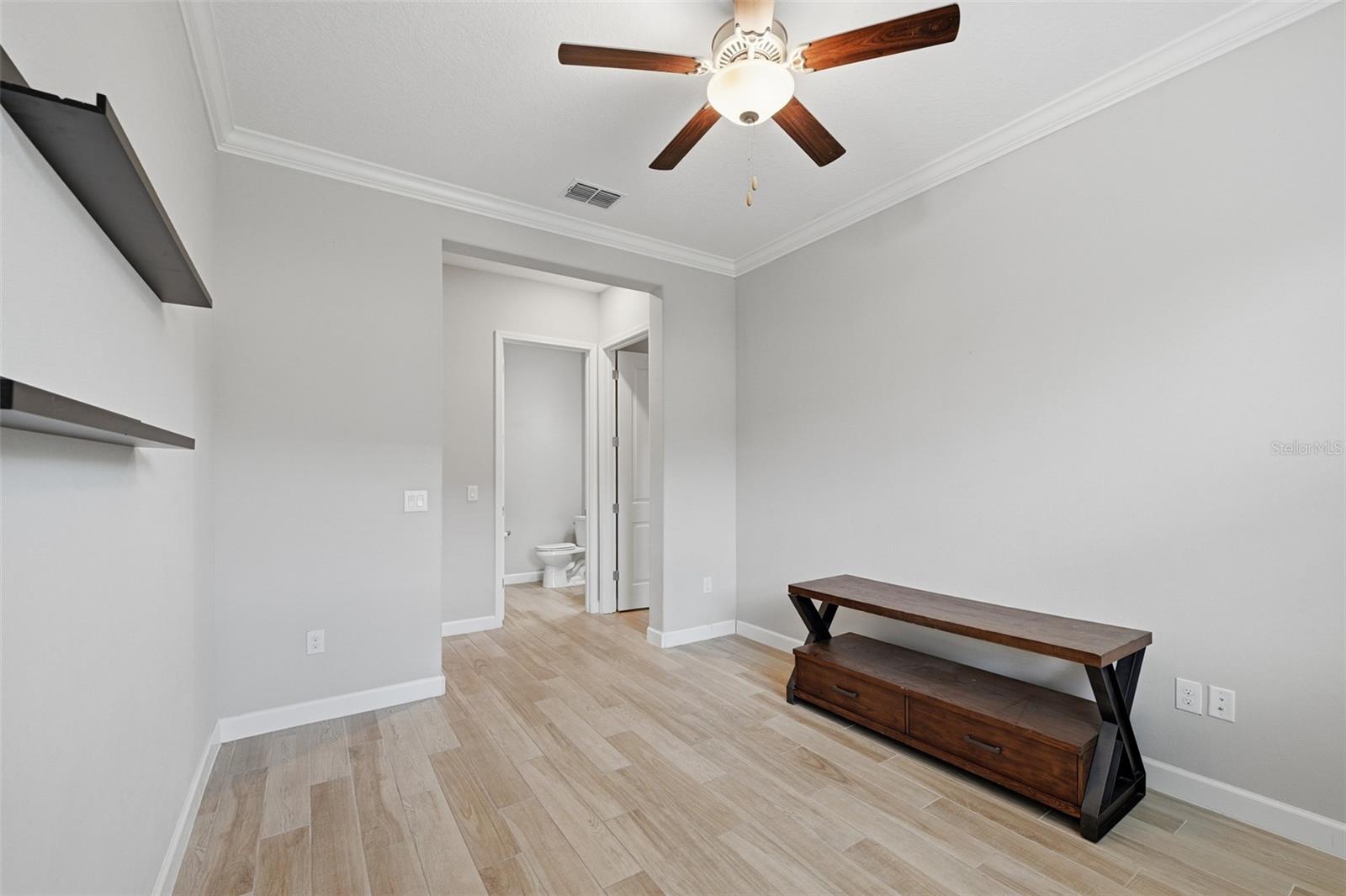 16920 Scuba Crest St Property Photo 27