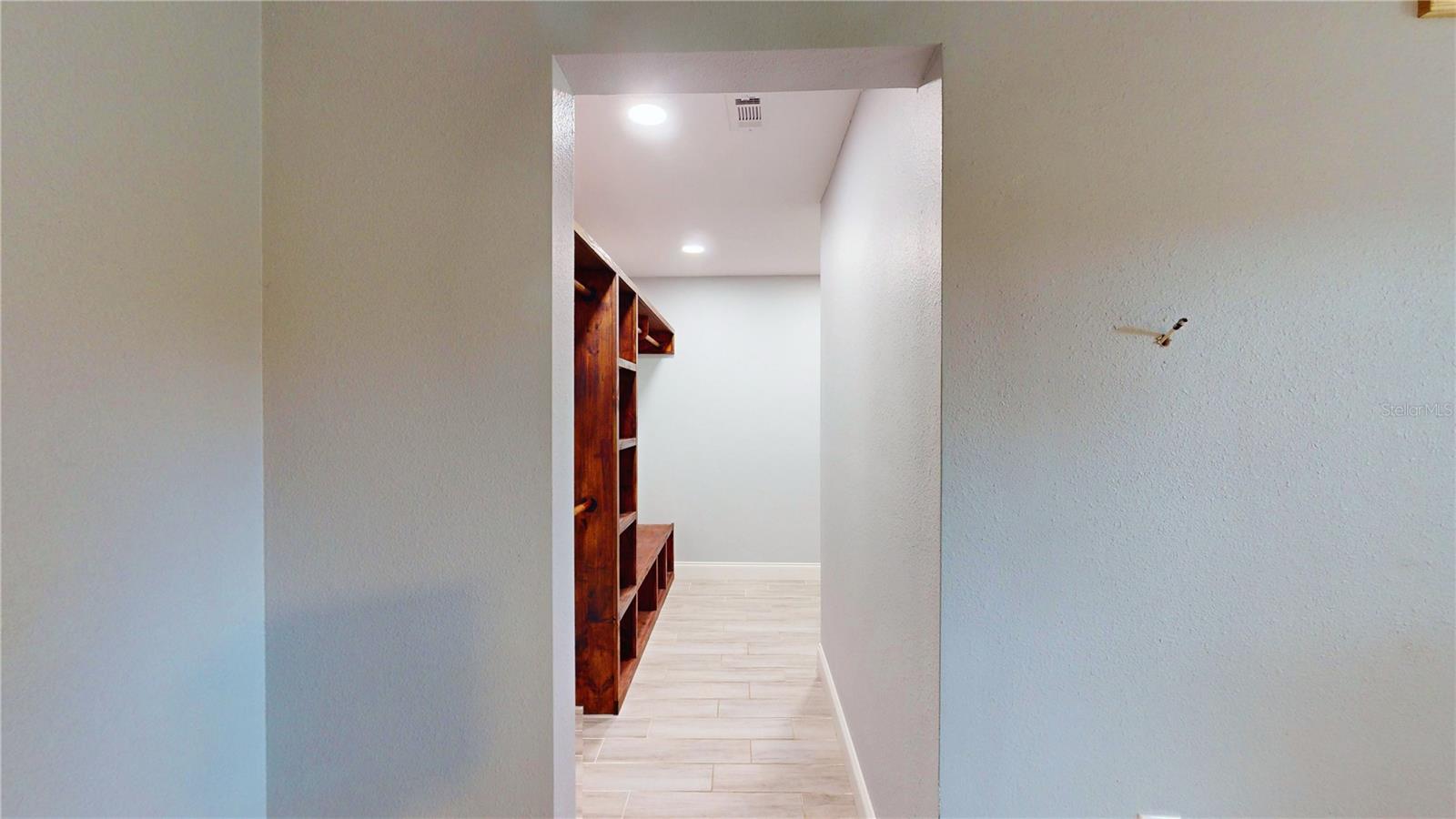 7121 Odoniel Loop W Property Photo 20