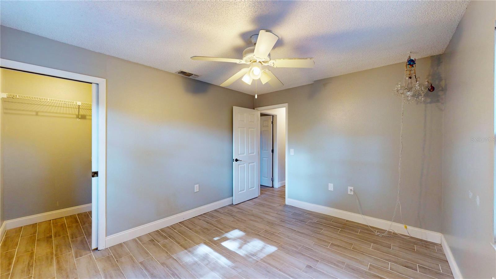 7121 Odoniel Loop W Property Photo 24