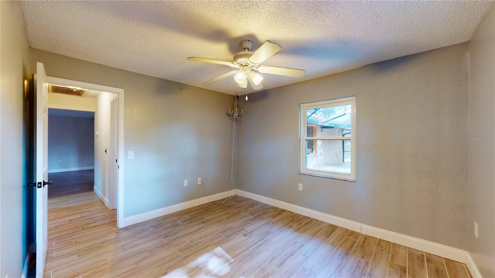 7121 Odoniel Loop W Property Photo 25