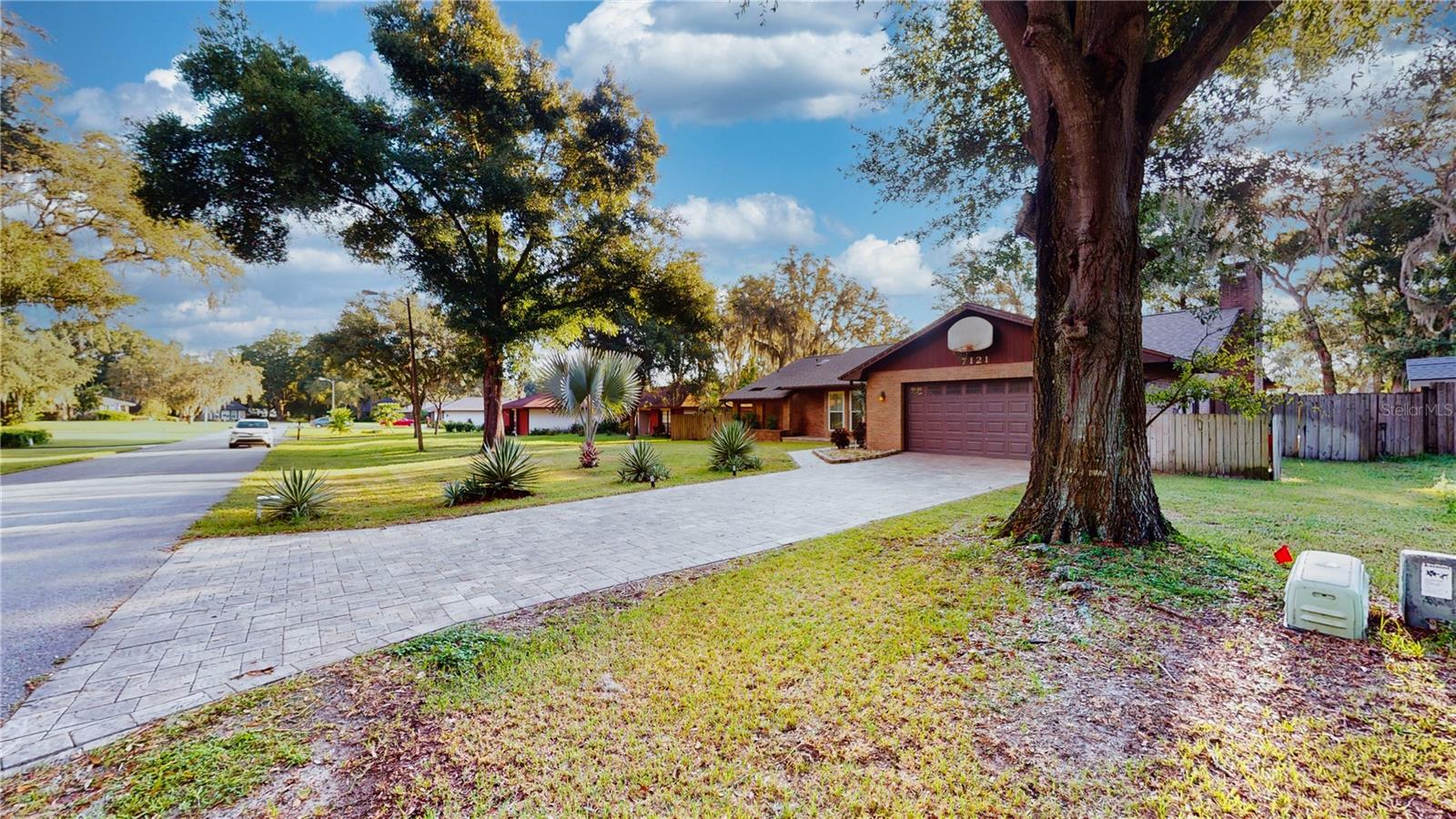 7121 Odoniel Loop W Property Photo 31
