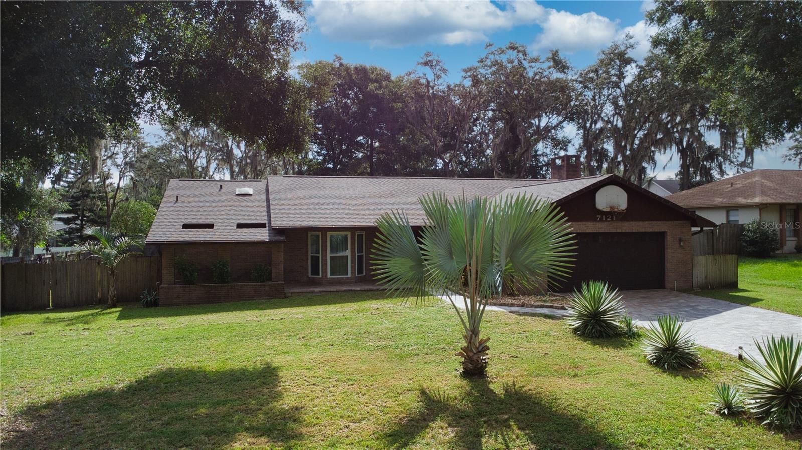 7121 Odoniel Loop W Property Photo 34