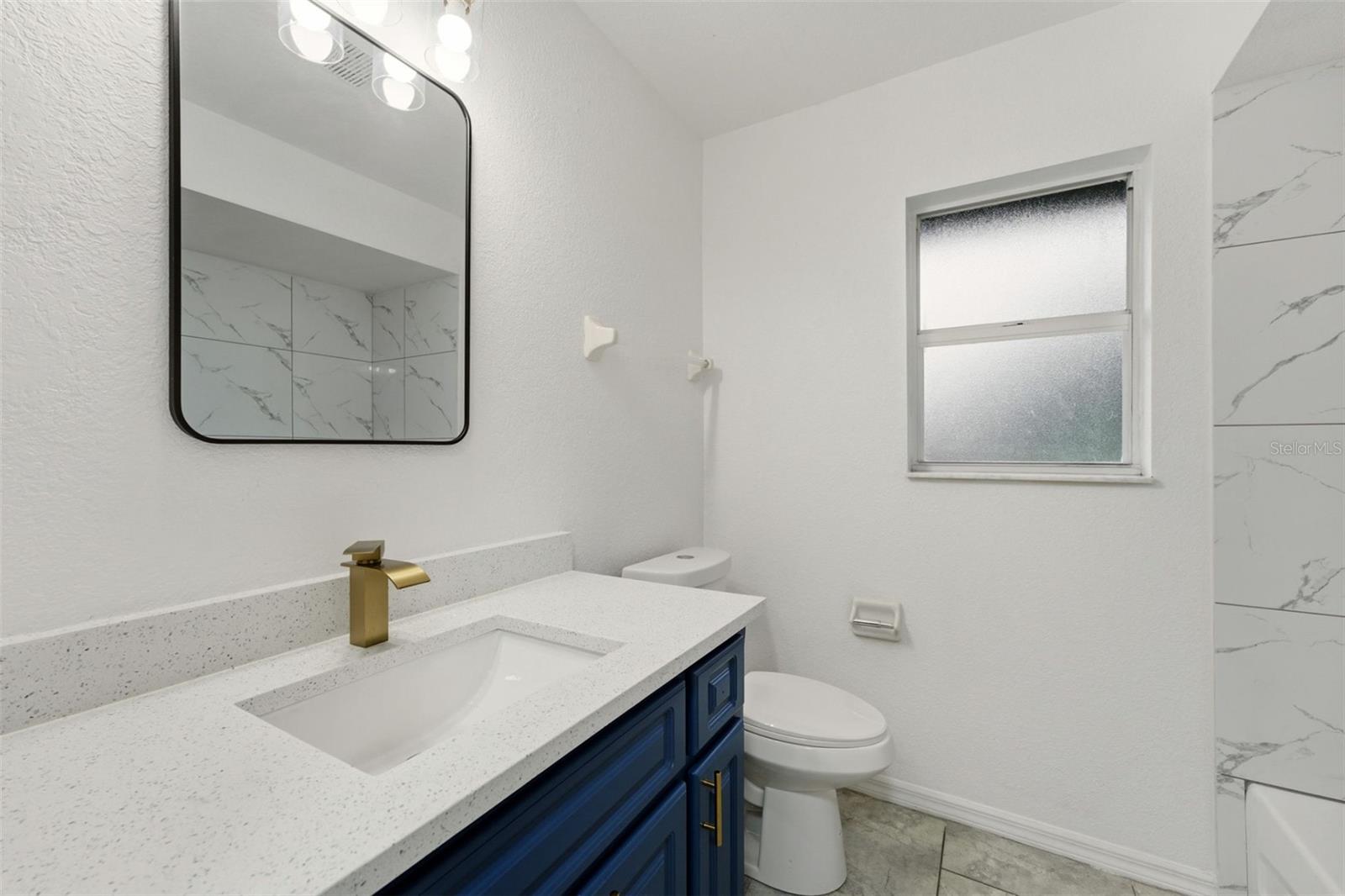 5498 Bayberry St Property Photo 14