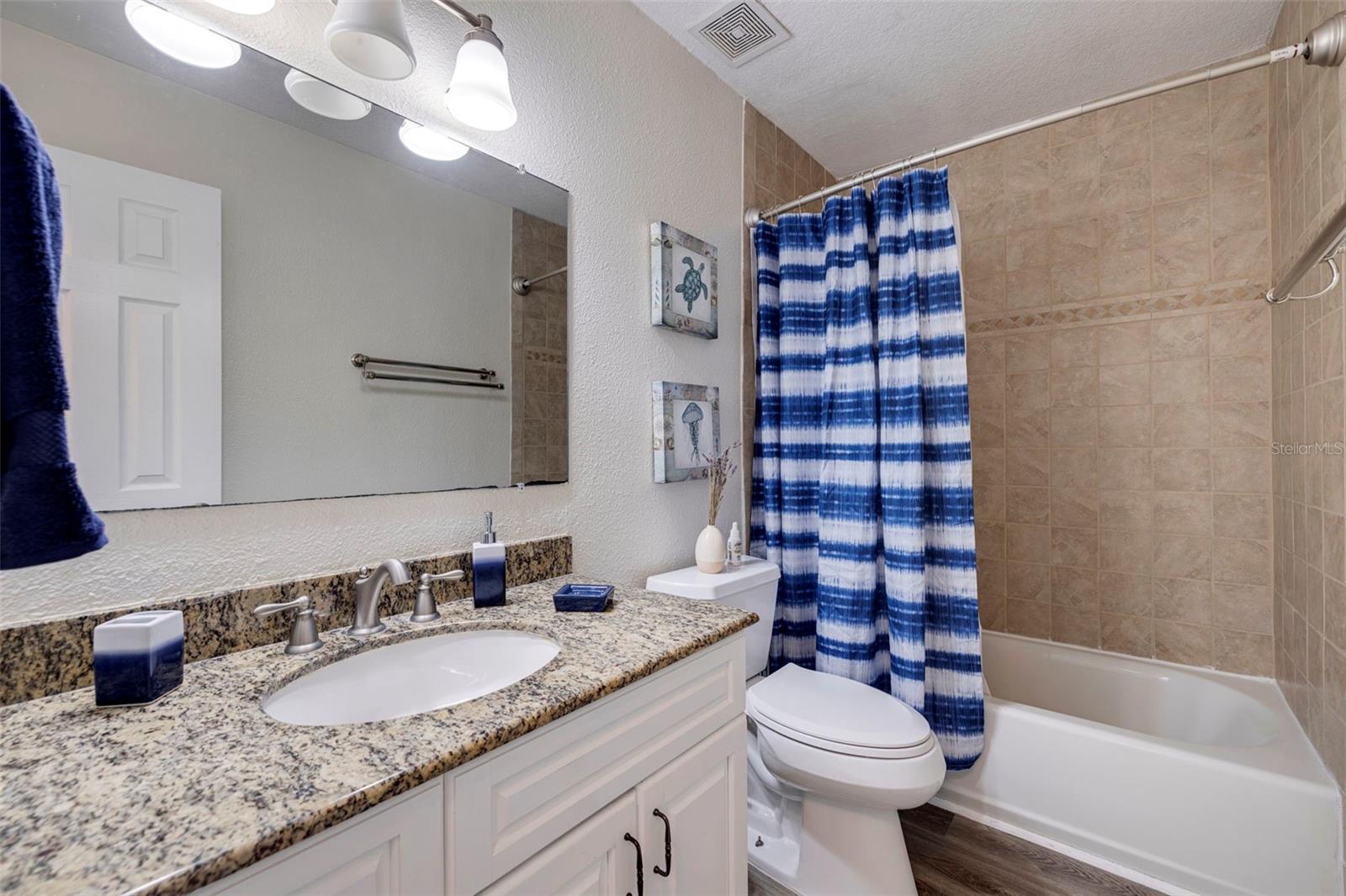 5266 Beach Dr Se #b Property Photo 11