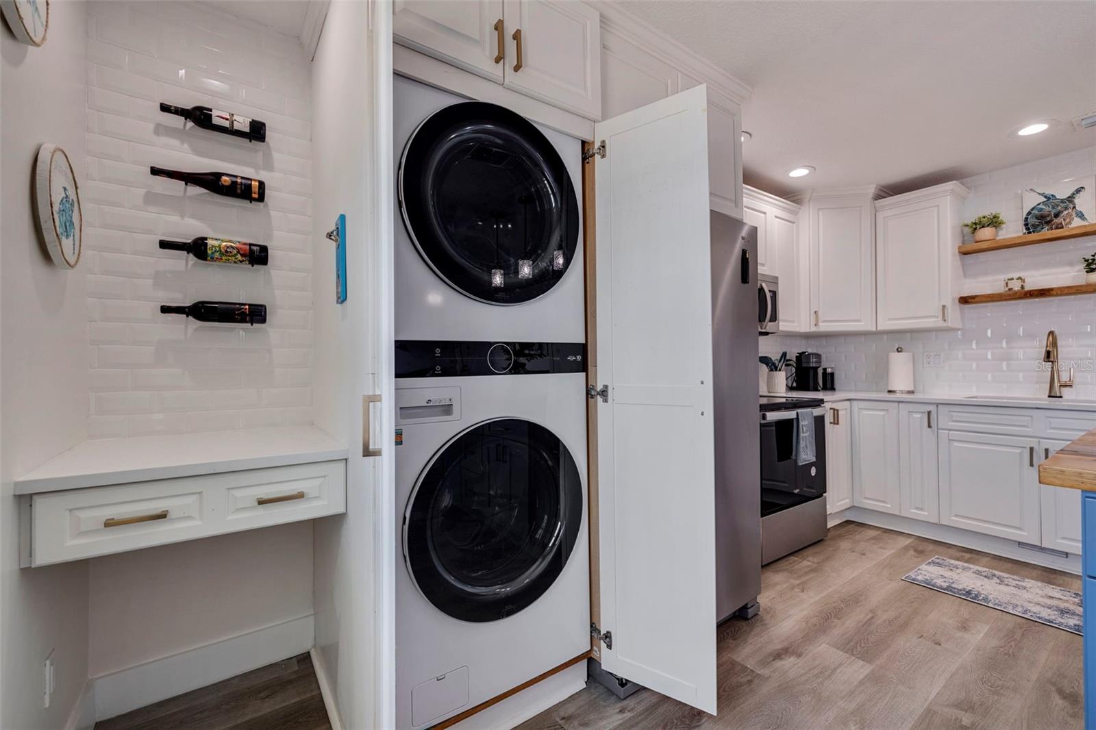 5266 Beach Dr Se #b Property Photo 13