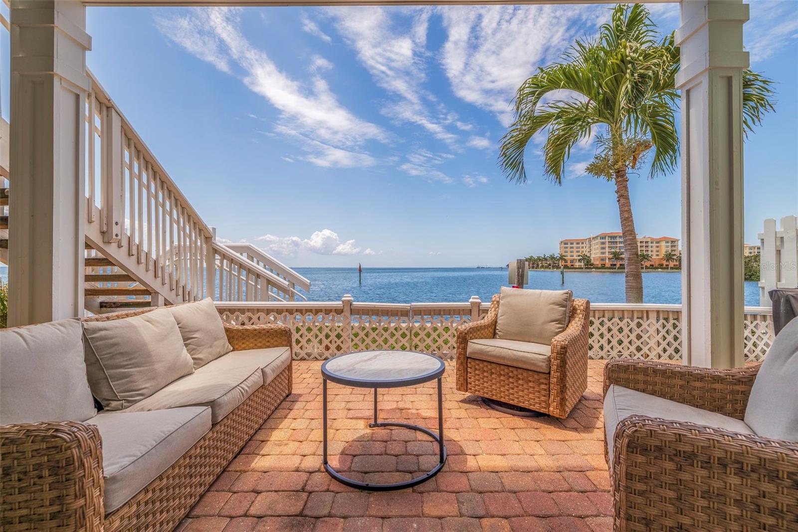 5266 Beach Dr Se #b Property Photo 14