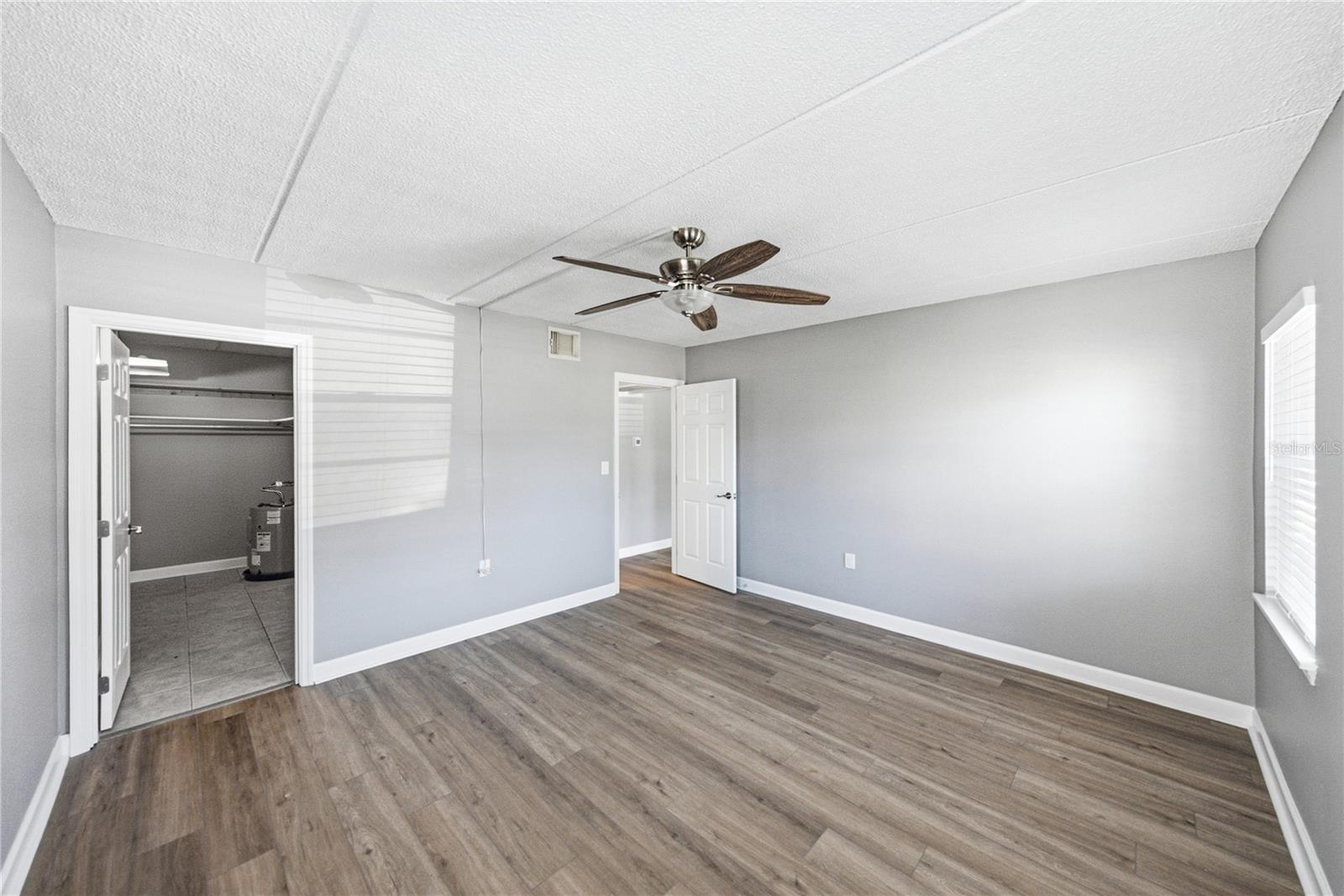 1170 Rue Des Chateaux #1a Property Photo 24