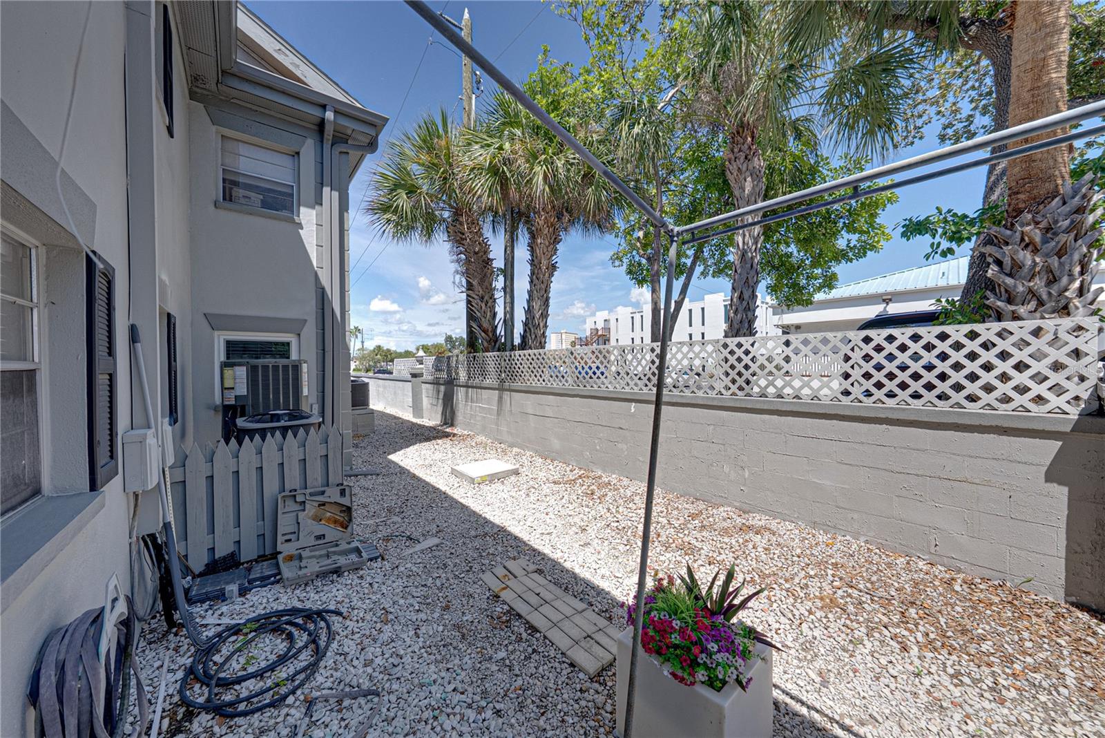 1170 Rue Des Chateaux #1a Property Photo 32