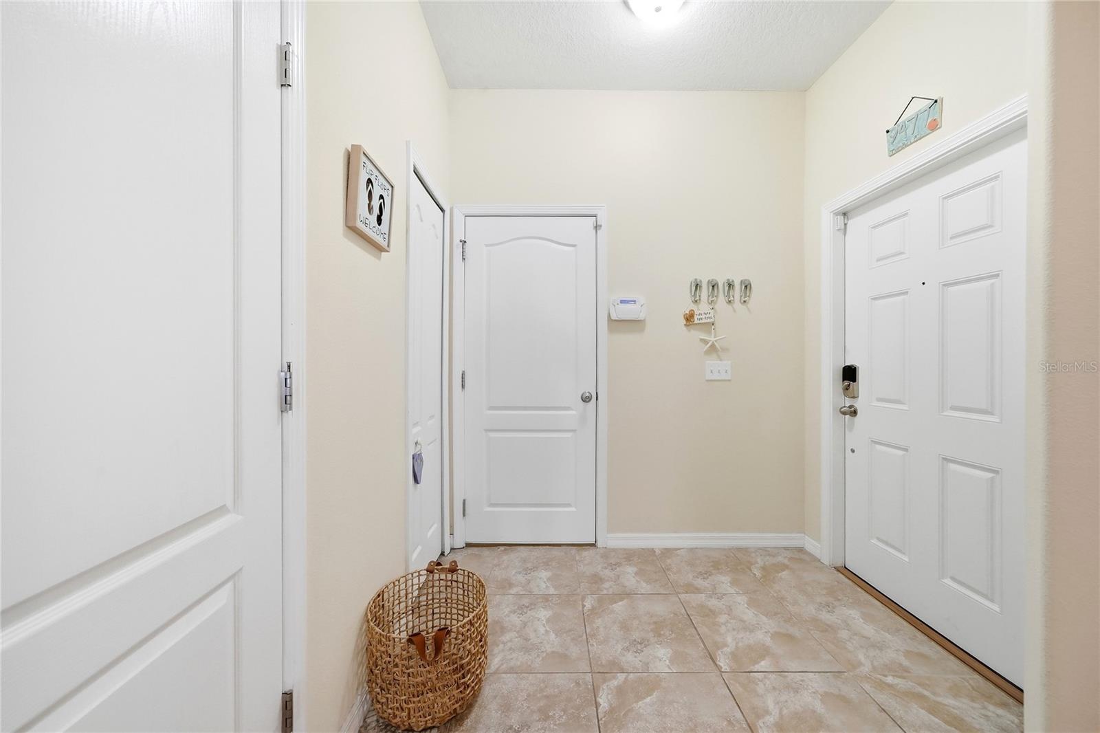 9477 Trumpet Vine Loop Property Photo 7