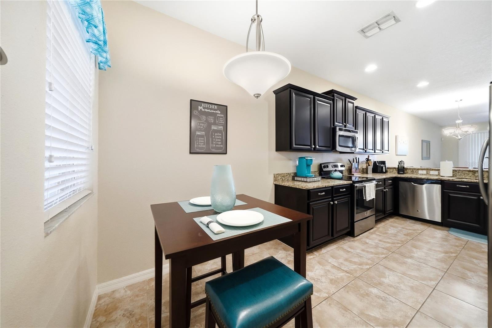 9477 Trumpet Vine Loop Property Photo 8