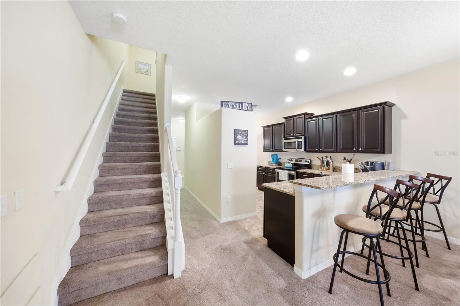9477 Trumpet Vine Loop Property Photo 16