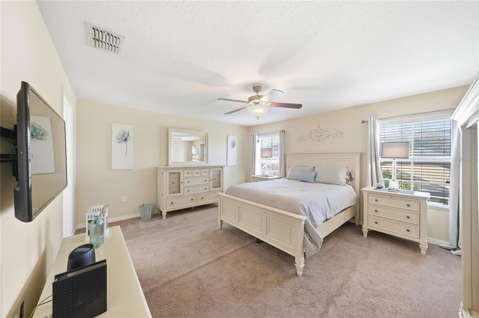 9477 Trumpet Vine Loop Property Photo 29