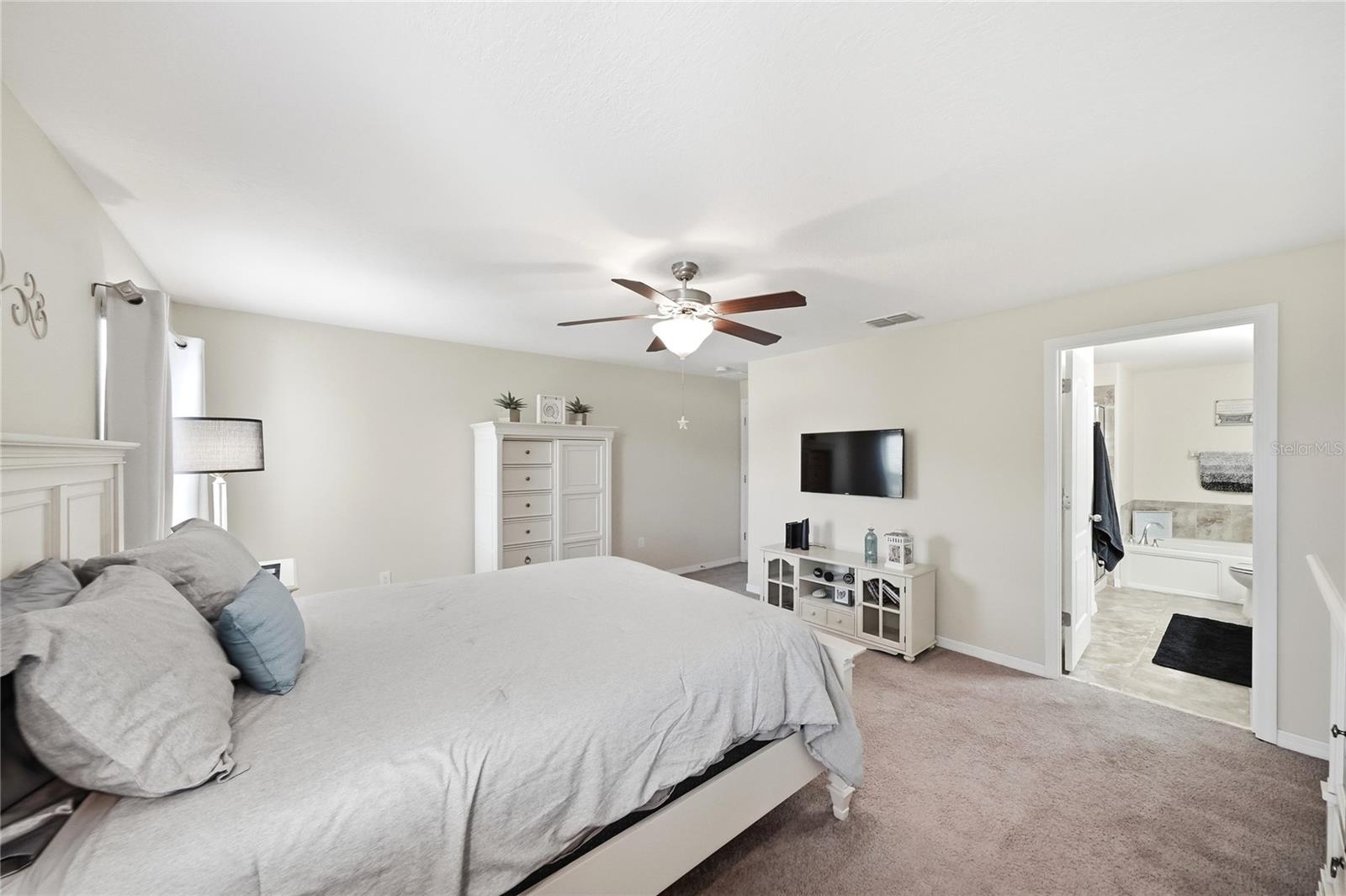 9477 Trumpet Vine Loop Property Photo 30