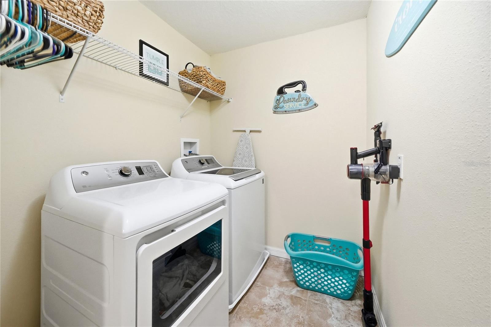 9477 Trumpet Vine Loop Property Photo 39