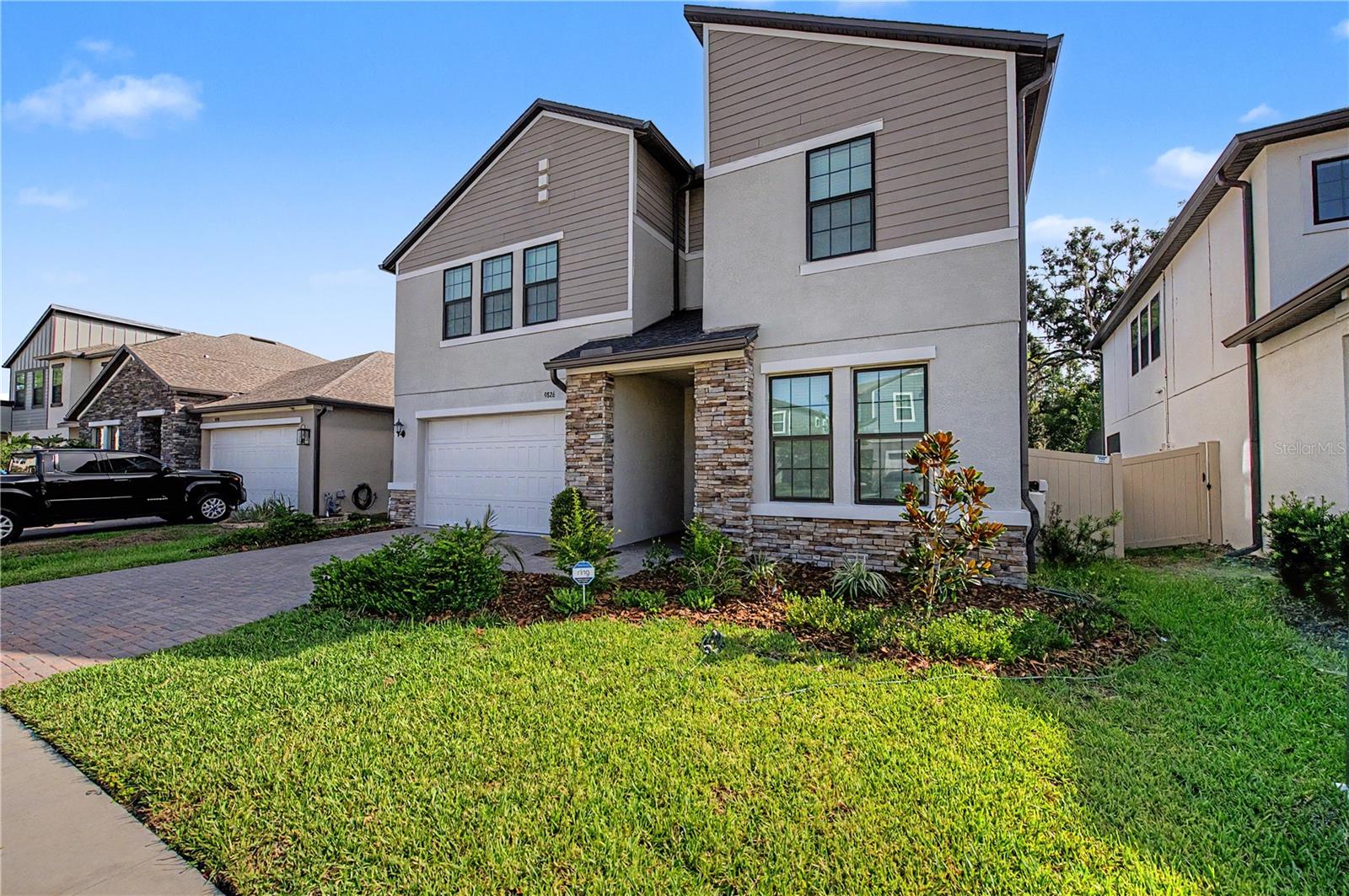 9826 CARABINER WAY