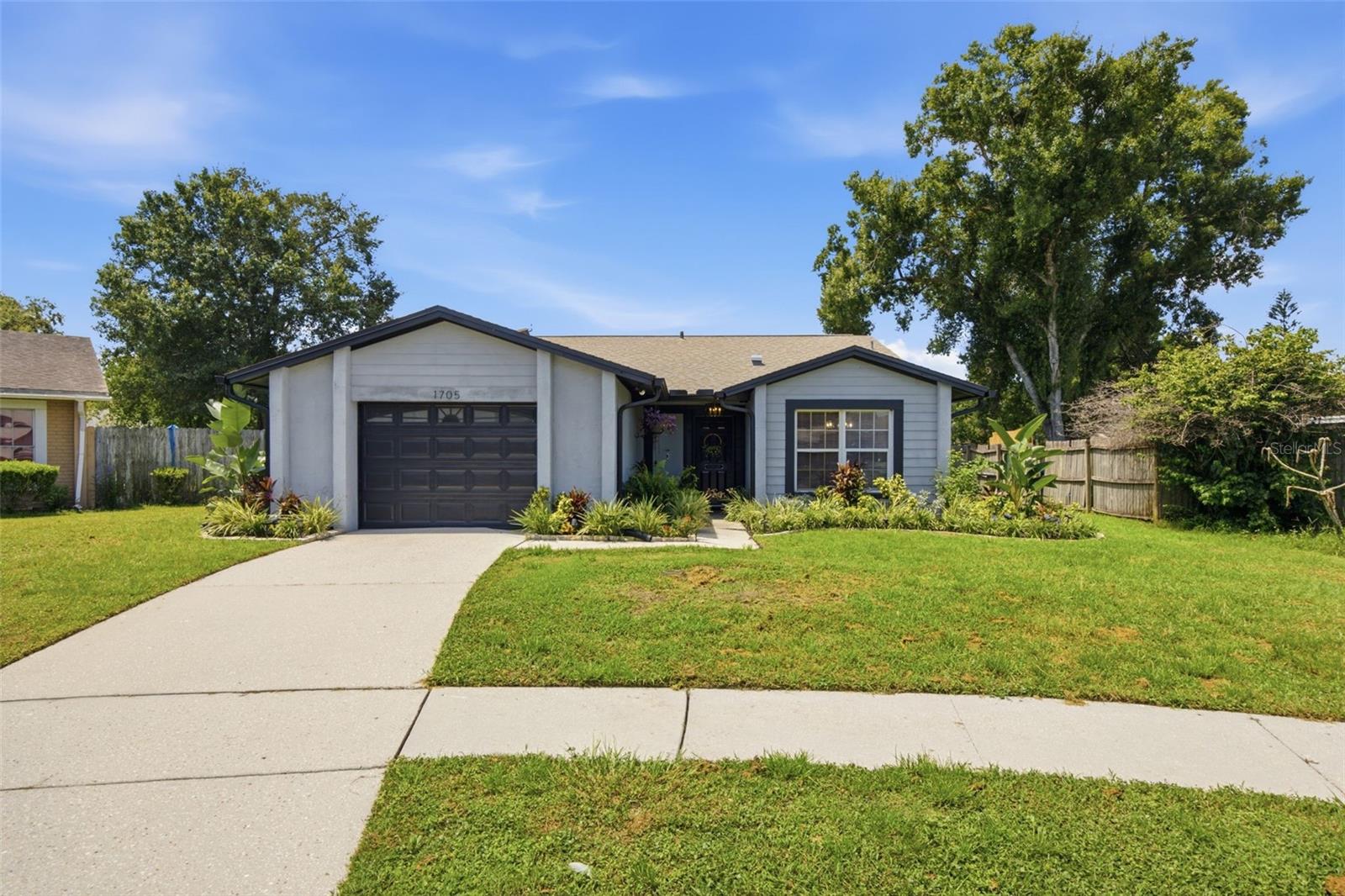 1705 Cinnabar Ct Property Photo 2