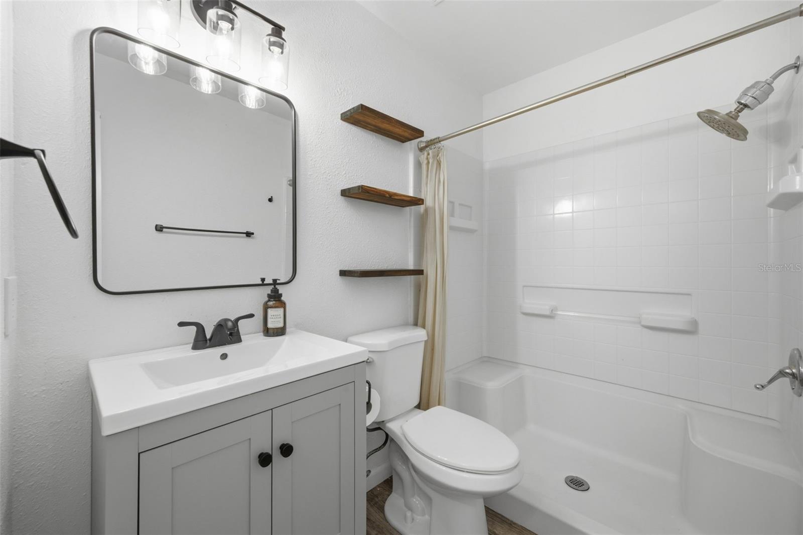 1705 Cinnabar Ct Property Photo 27