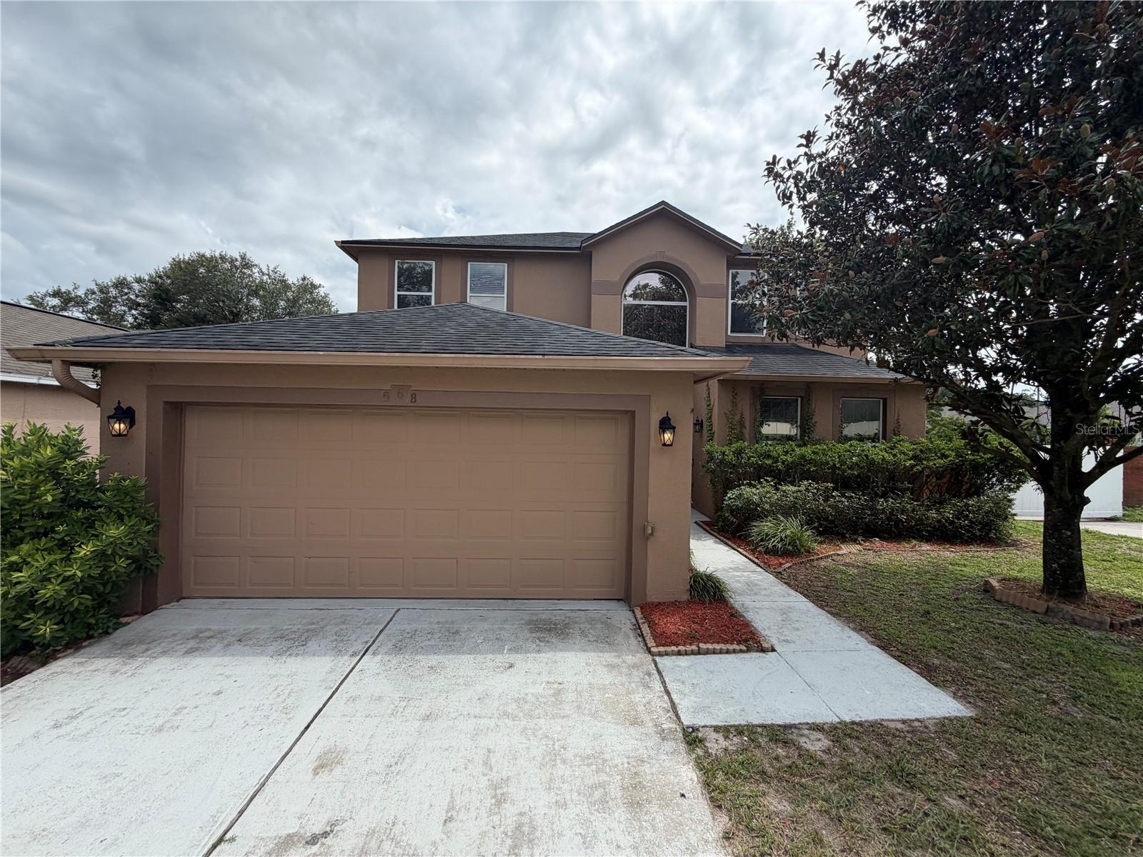 568 DOMINISH ESTATES DR