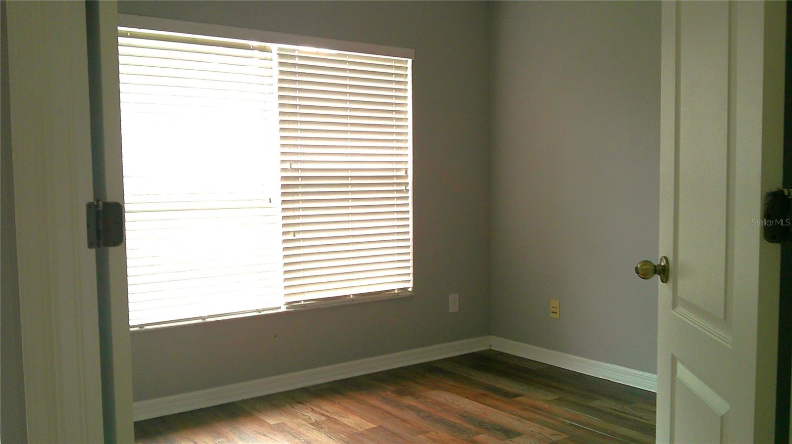 5718 Fishhawk Ridge Dr Property Photo 4