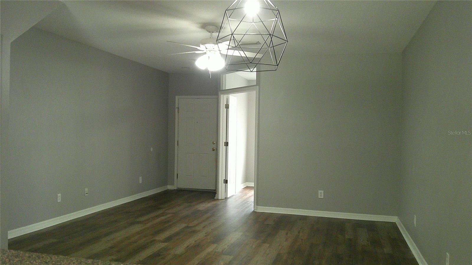 5718 Fishhawk Ridge Dr Property Photo 9