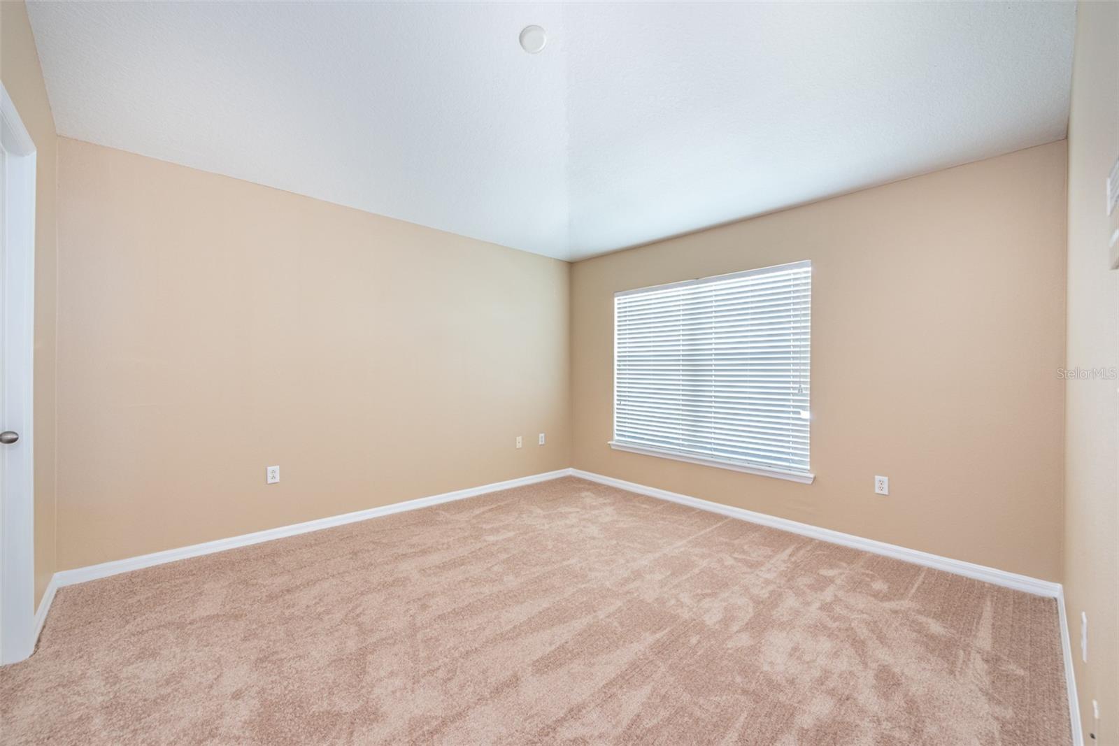 6750 Eagle Feather Dr Property Photo 16