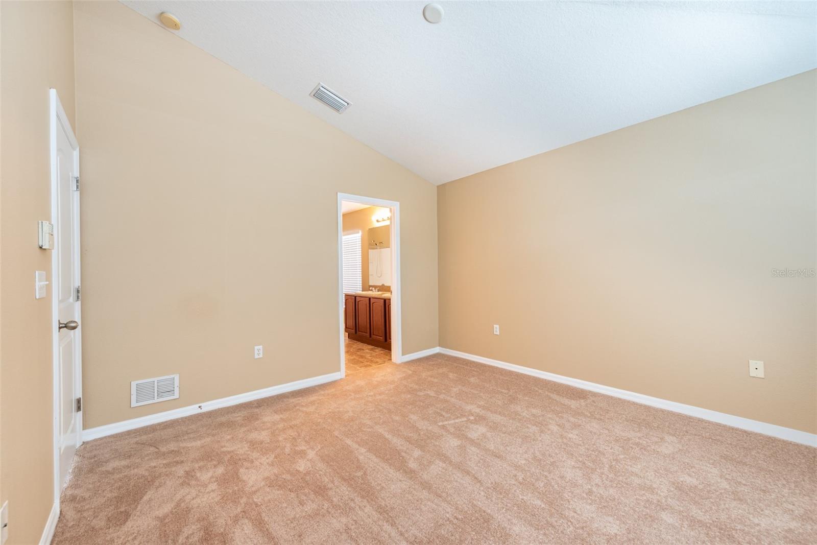 6750 Eagle Feather Dr Property Photo 17