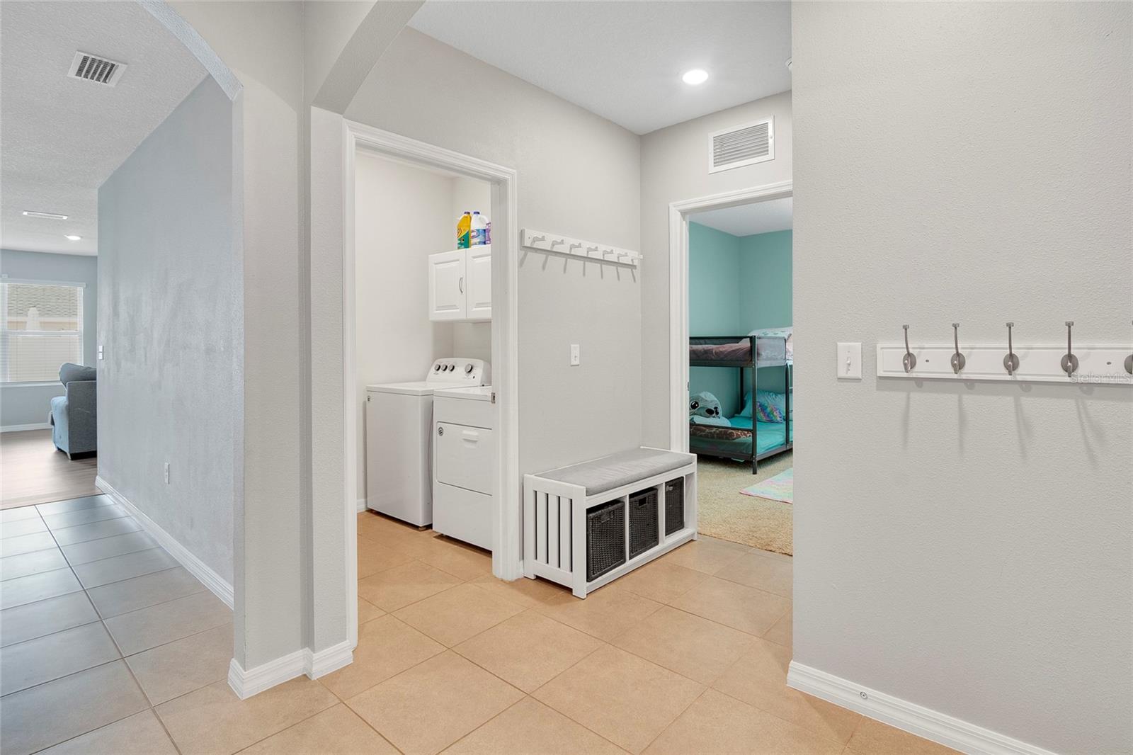 10213 Golden Light Ct Property Photo 12