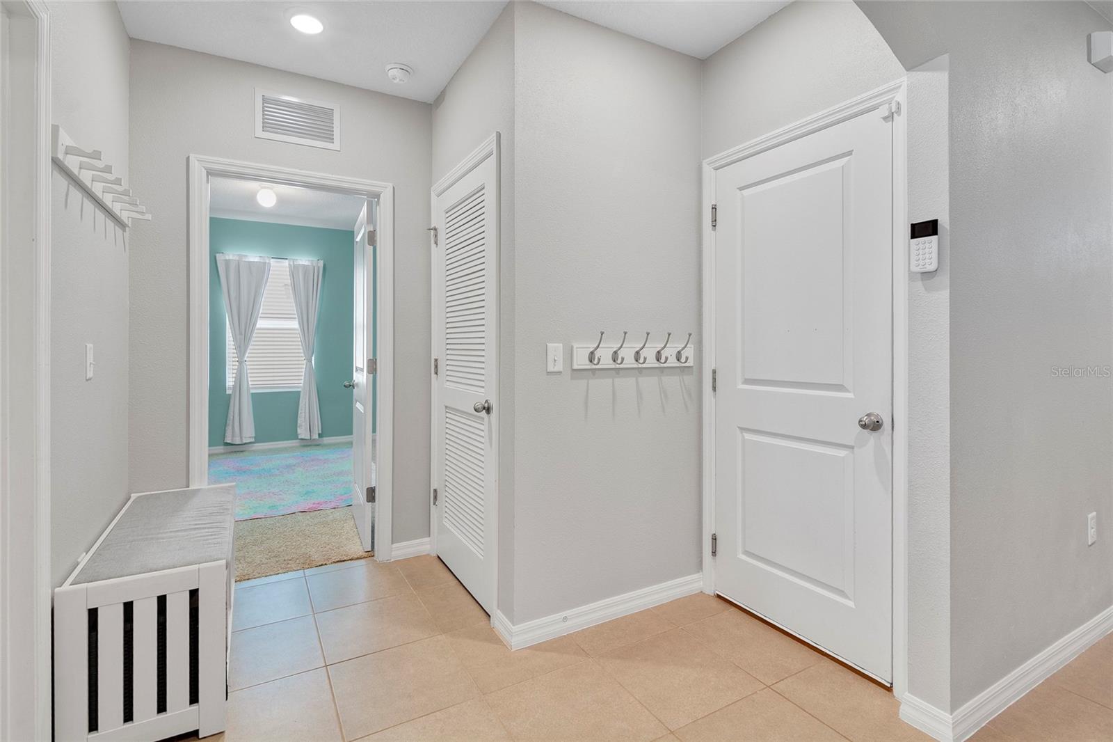 10213 Golden Light Ct Property Photo 13