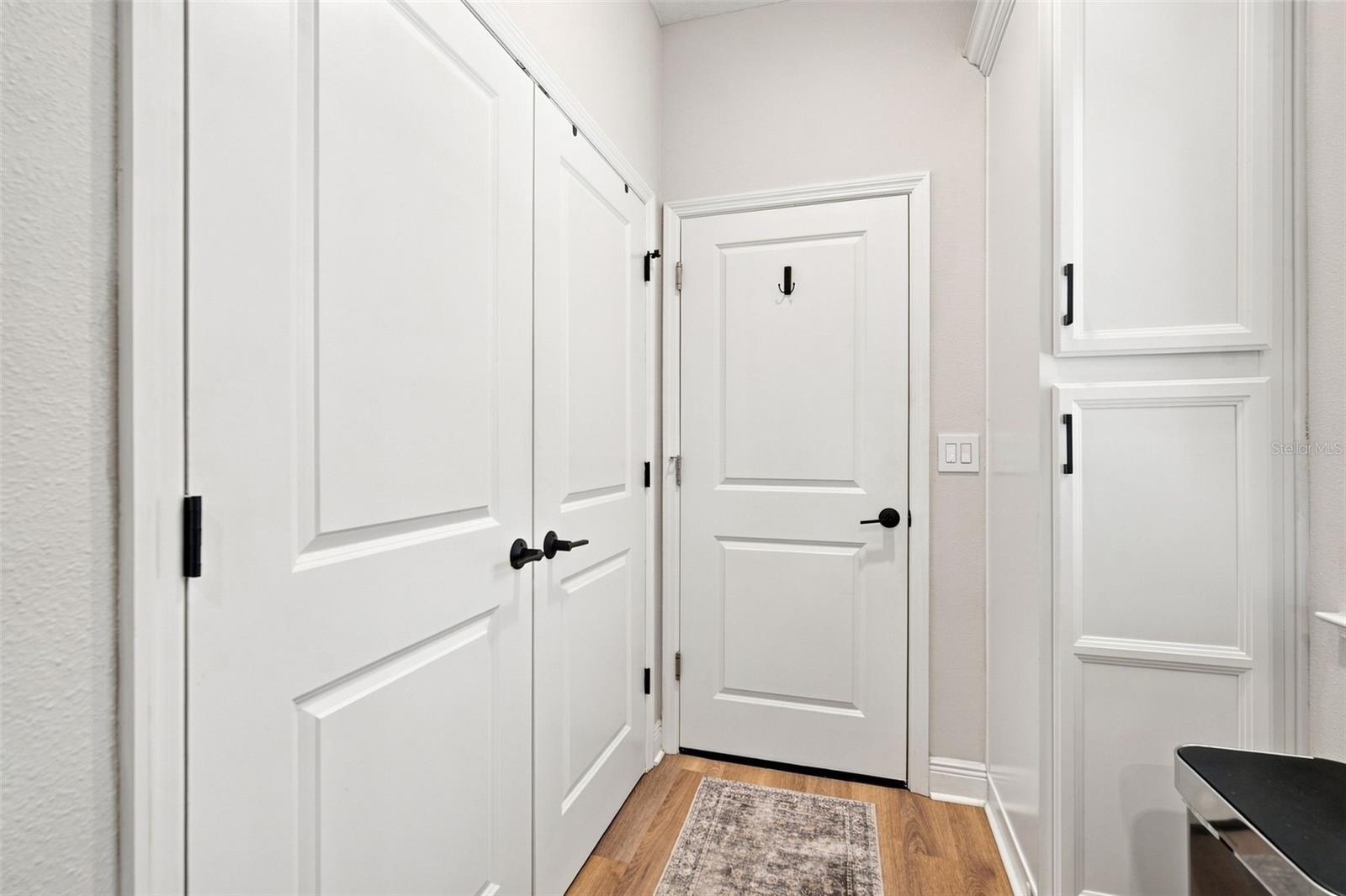 5292 Neil Dr Property Photo 10