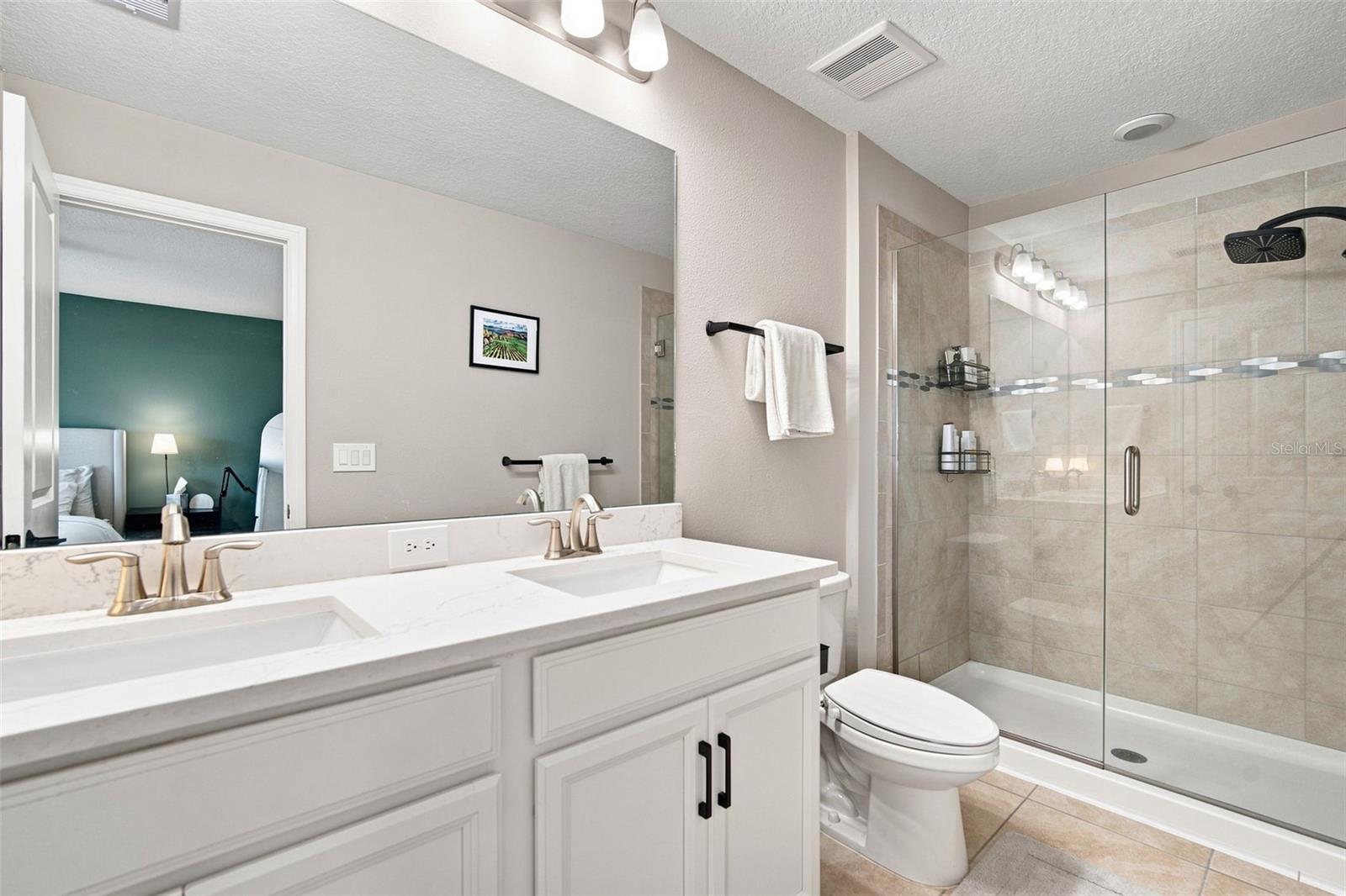 5292 Neil Dr Property Photo 41