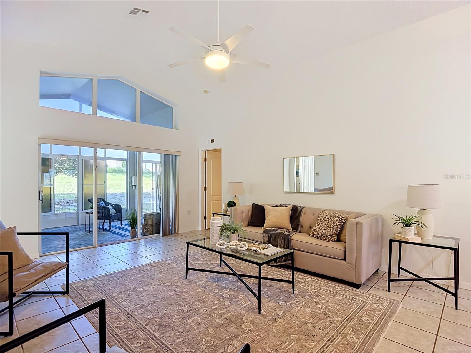 11368 Leeds Dr Property Photo 4