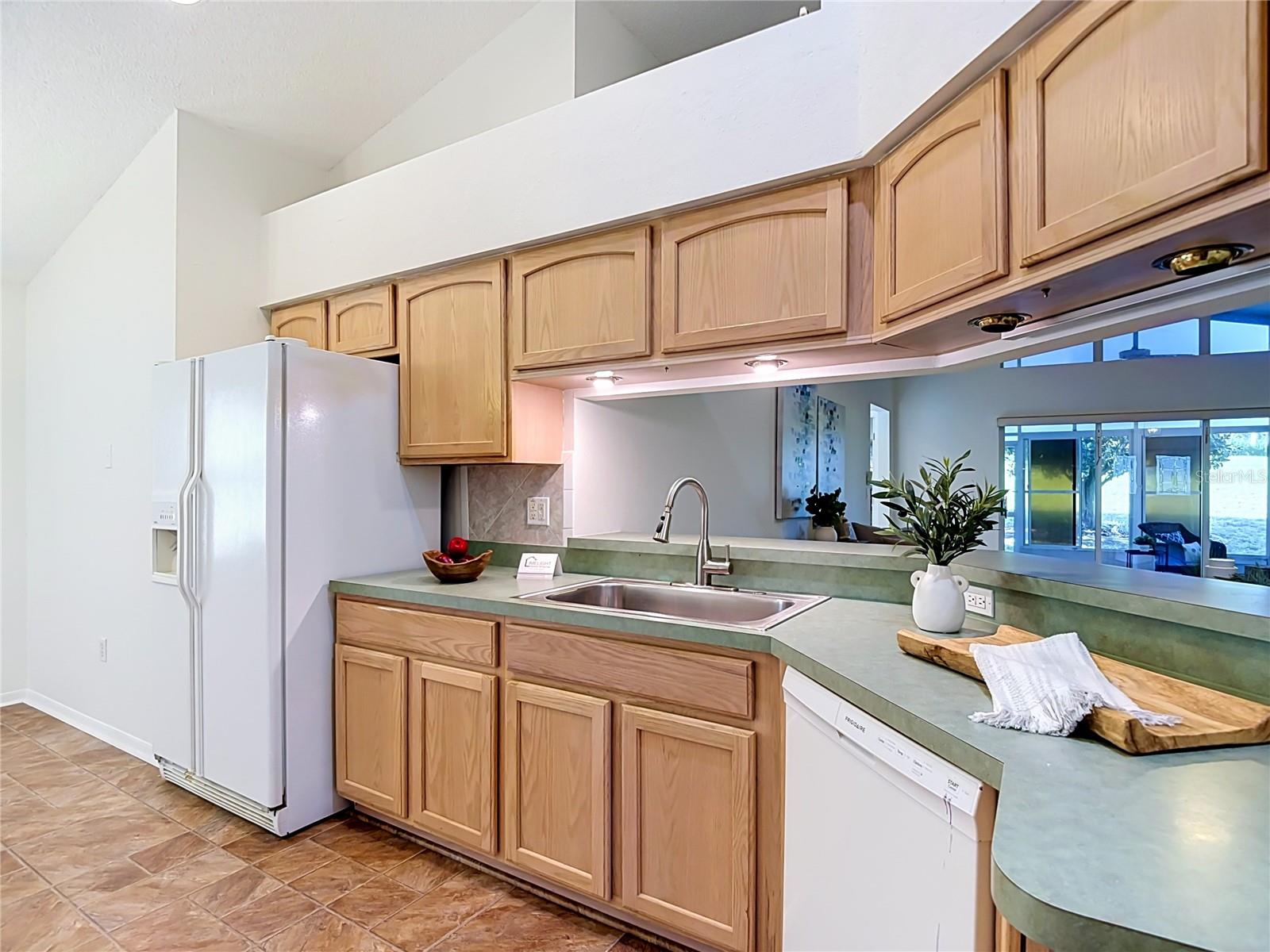 11368 Leeds Dr Property Photo 8