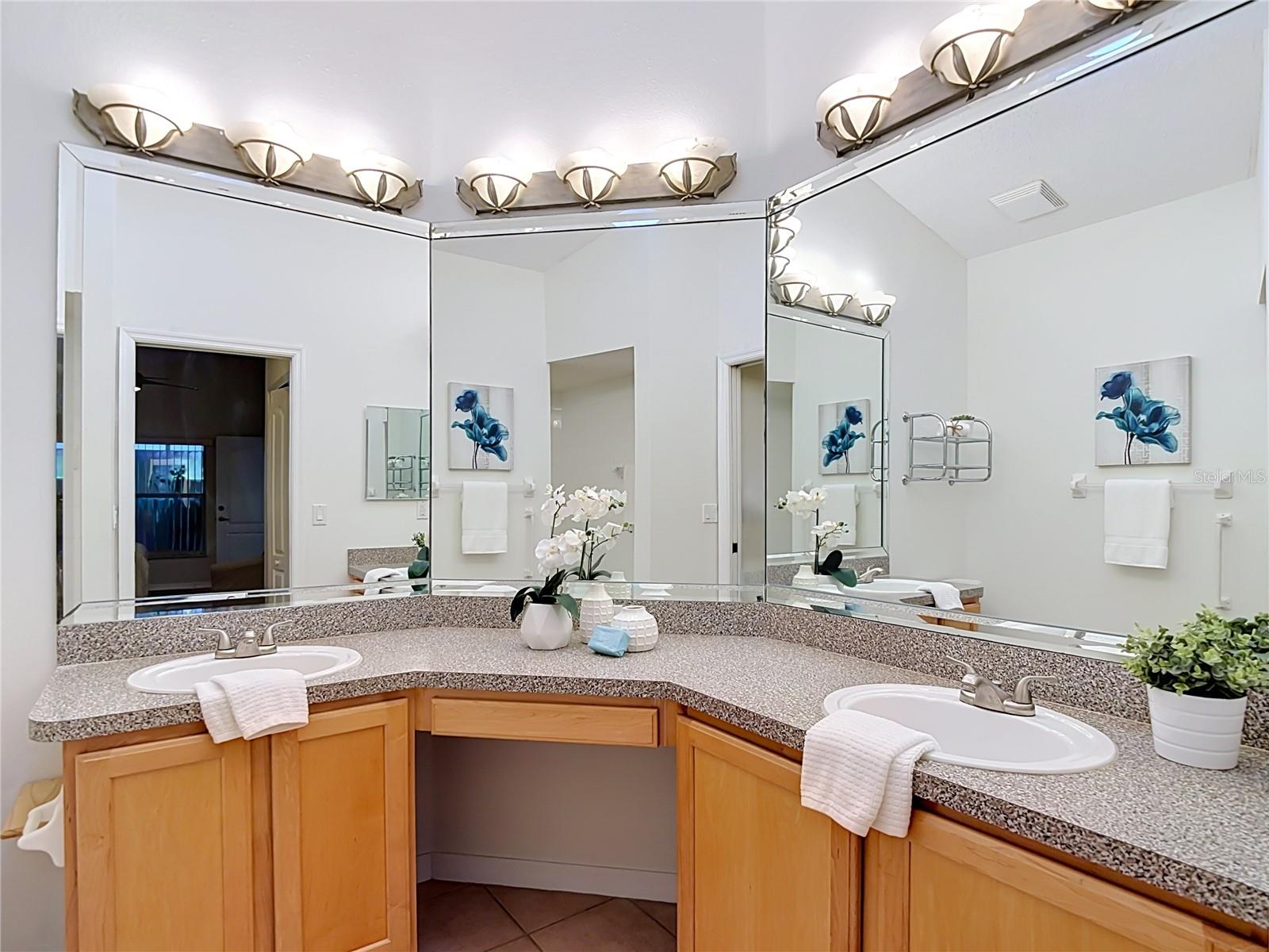 11368 Leeds Dr Property Photo 16
