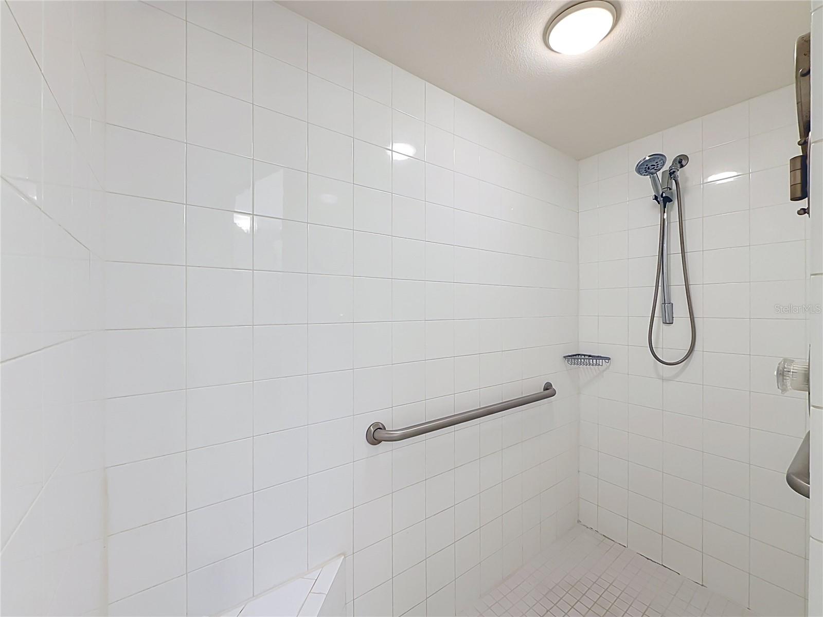 11368 Leeds Dr Property Photo 17