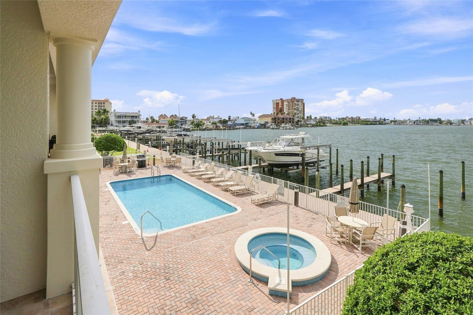 17735 Gulf Blvd #204 Property Photo 23