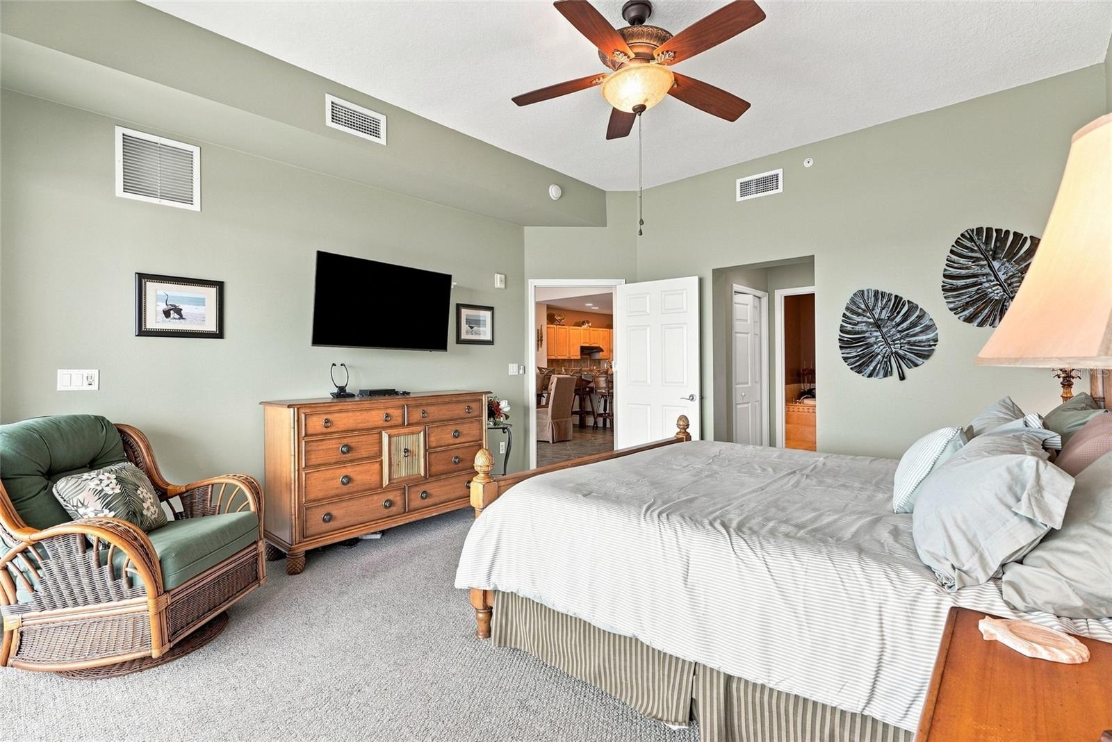 17735 Gulf Blvd #204 Property Photo 31
