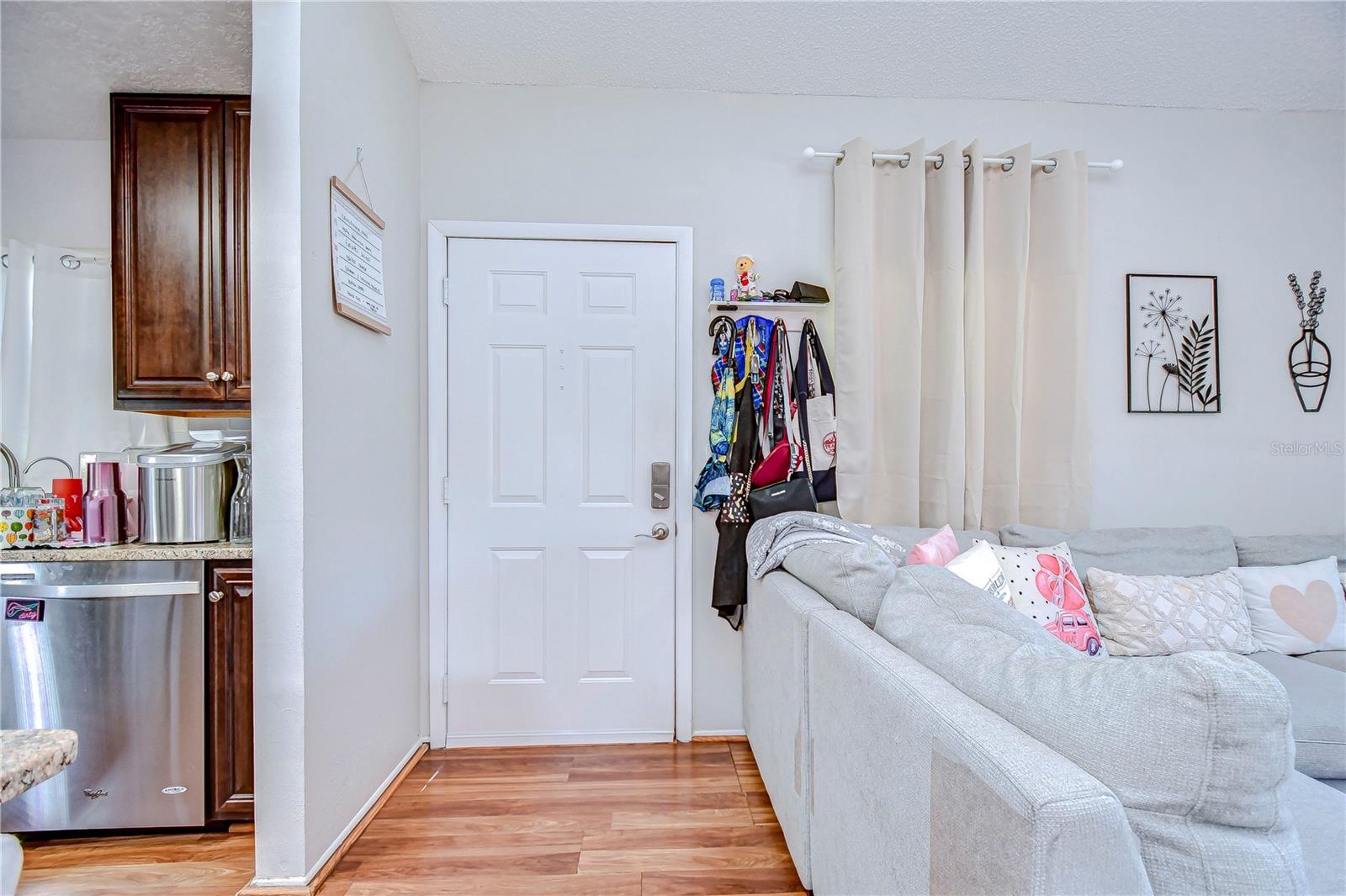 2926 Lichen Ln #a Property Photo 3