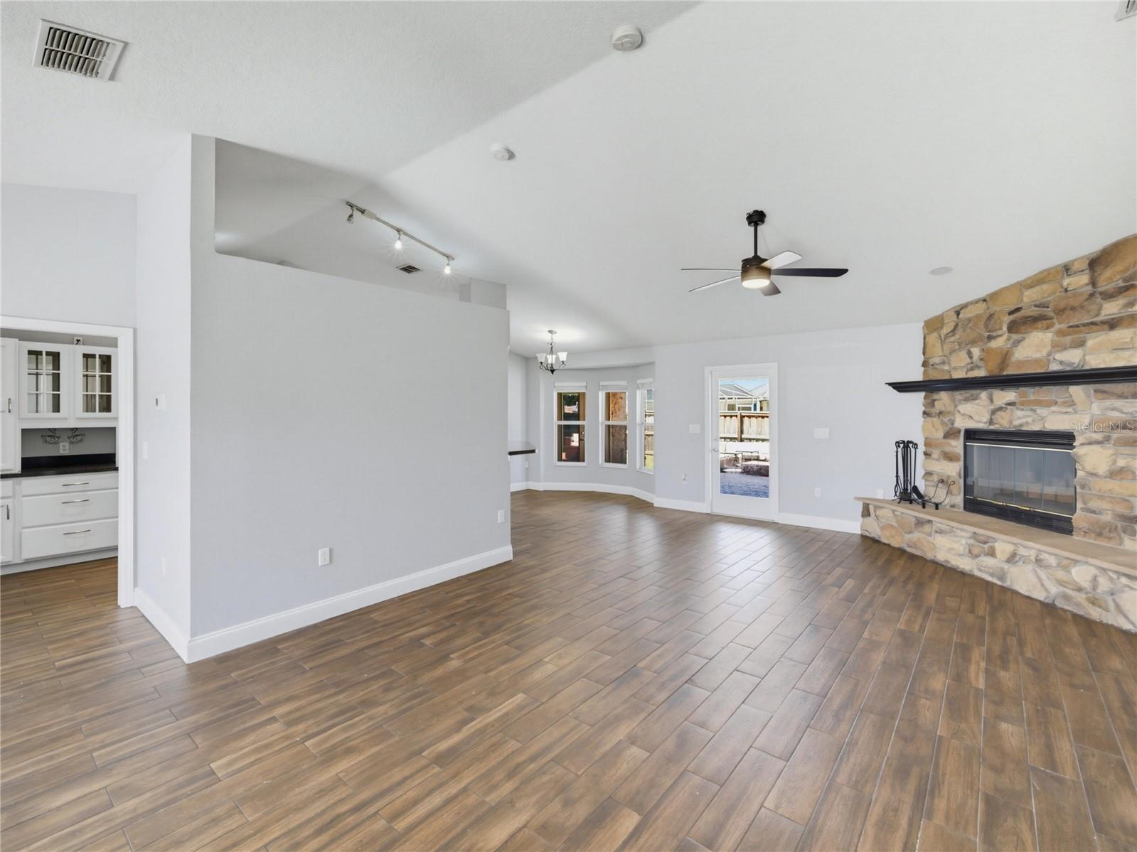 5719 Sweetheart Ct Property Photo 20