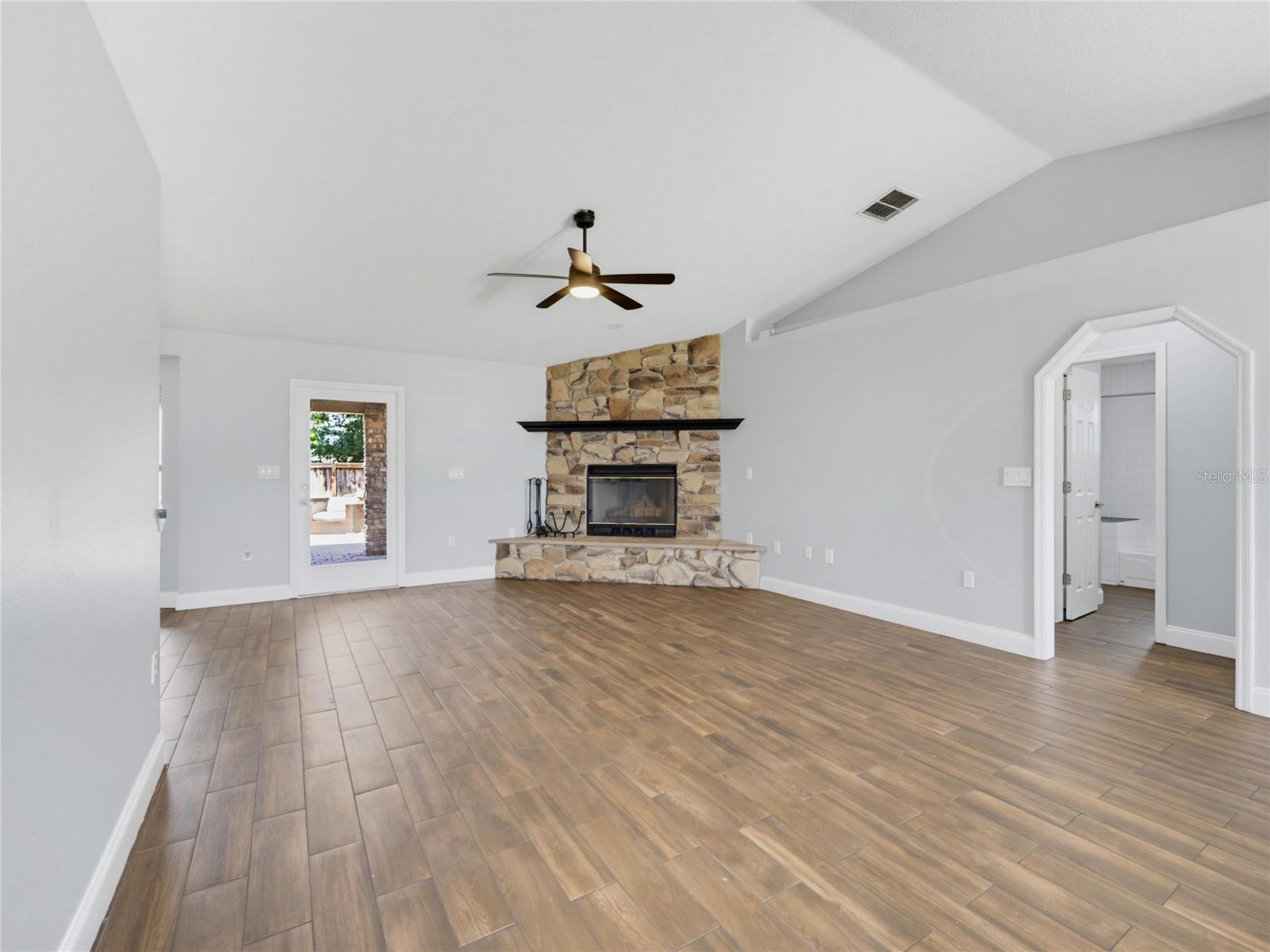 5719 Sweetheart Ct Property Photo 31