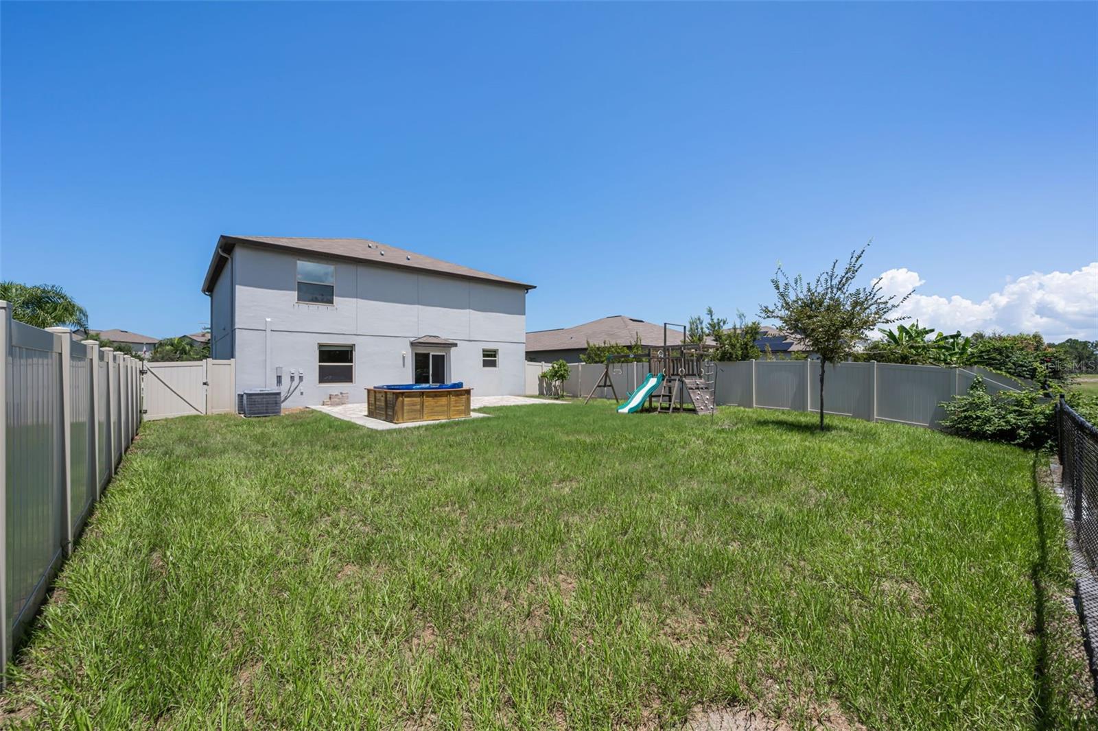 6780 Emerald Spring Loop Property Photo 5