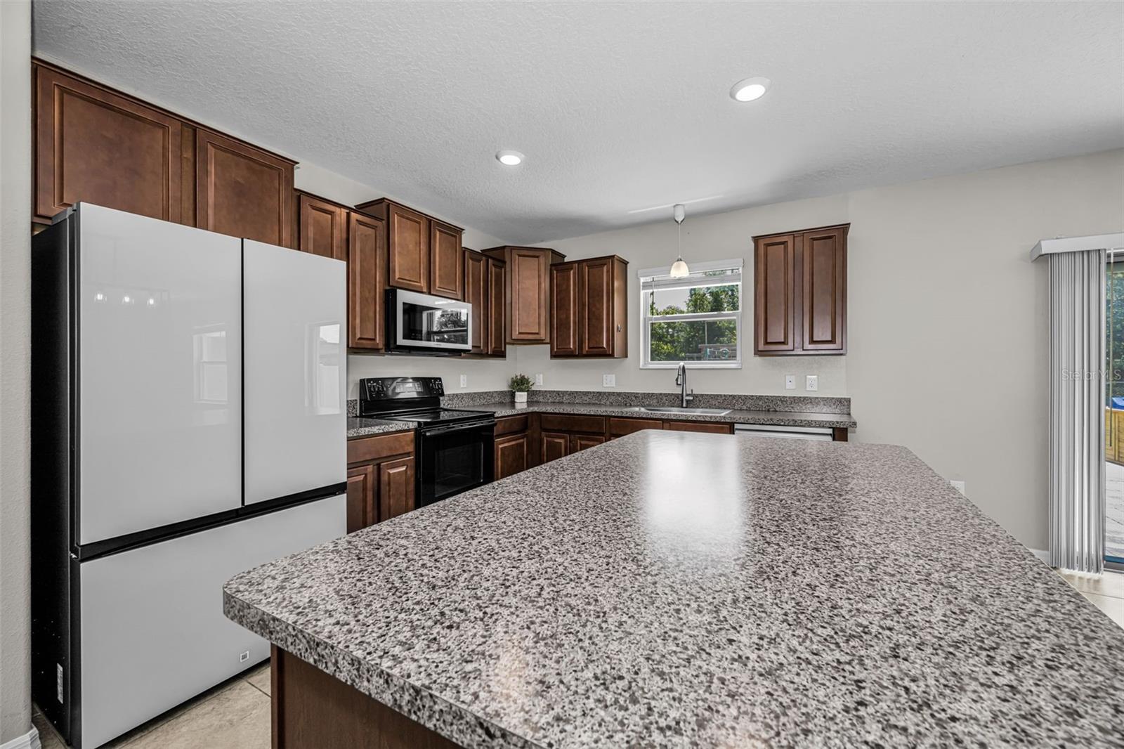6780 Emerald Spring Loop Property Photo 17