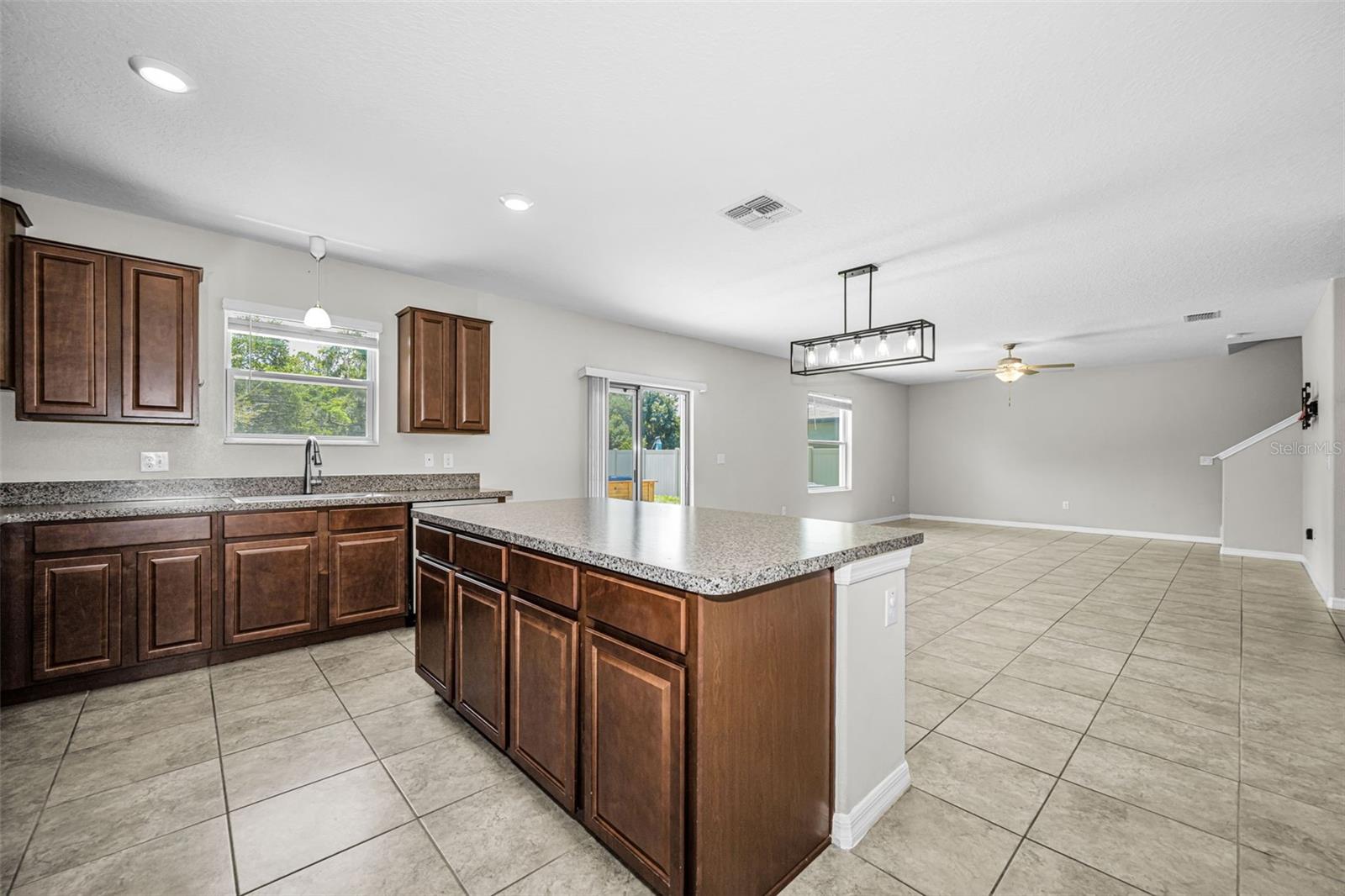 6780 Emerald Spring Loop Property Photo 19