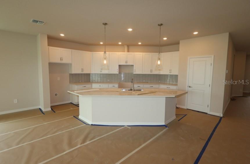 3714 Jons Lakeview St Property Photo 8