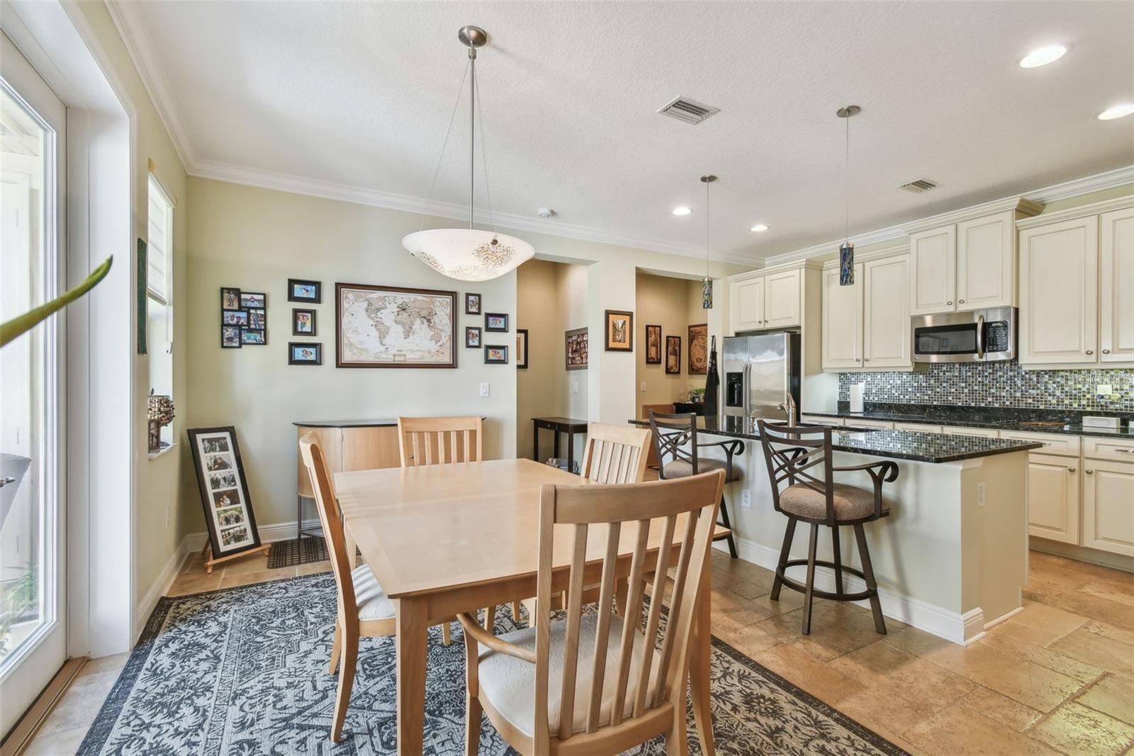 11329 Ravinia Park Blvd Property Photo 9