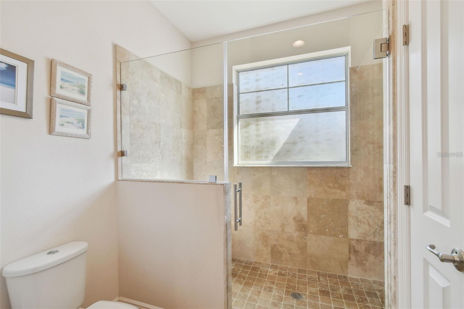 11329 Ravinia Park Blvd Property Photo 18